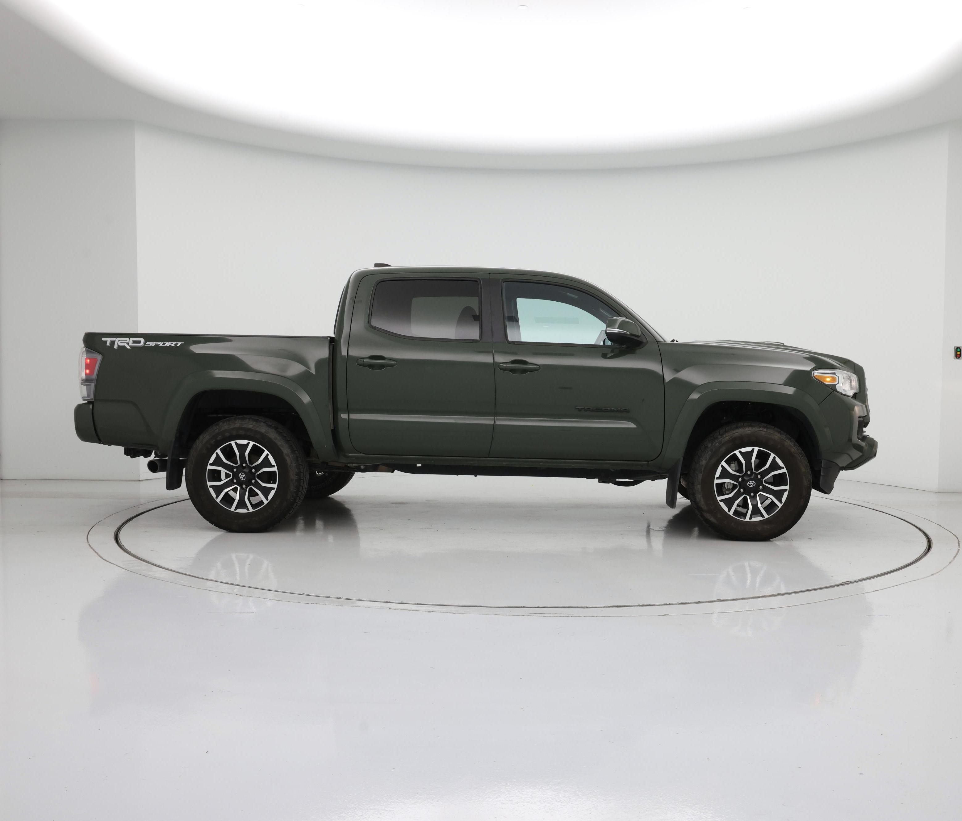 Thumbnail: 2021 Toyota Tacoma - 7
