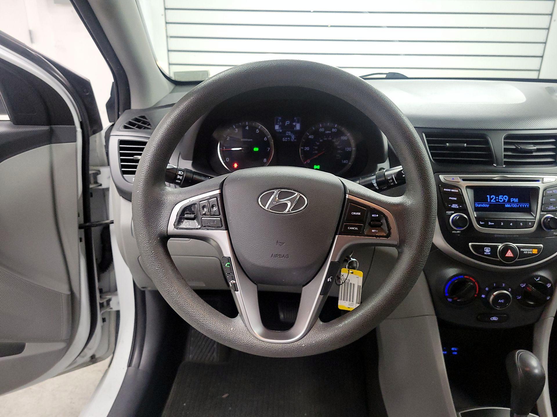 Thumbnail: 2017 Hyundai Accent - 10