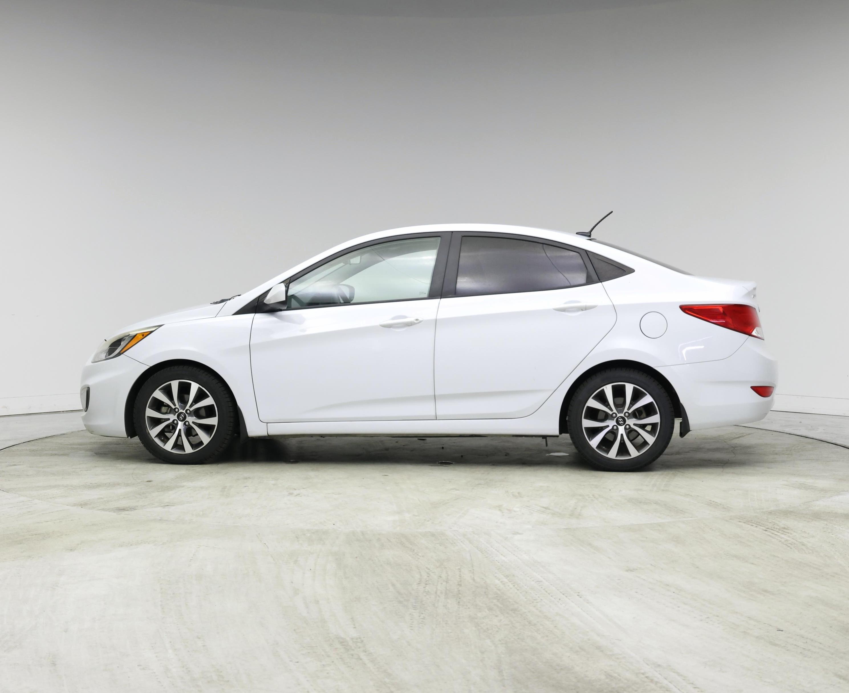 Thumbnail: 2017 Hyundai Accent - 3