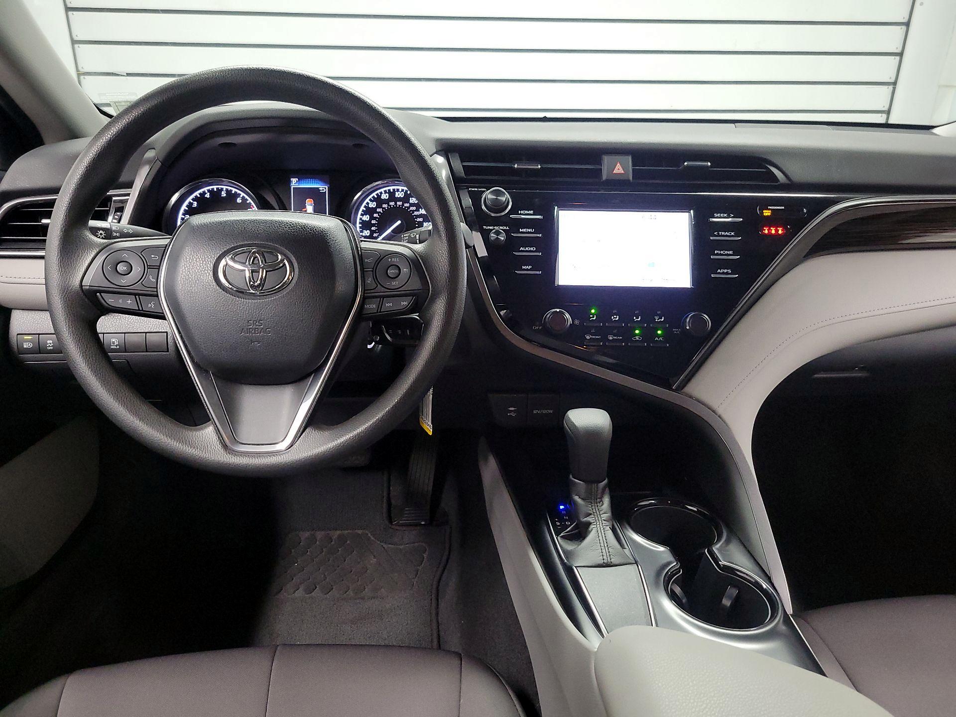 Thumbnail: 2019 Toyota Camry - 9