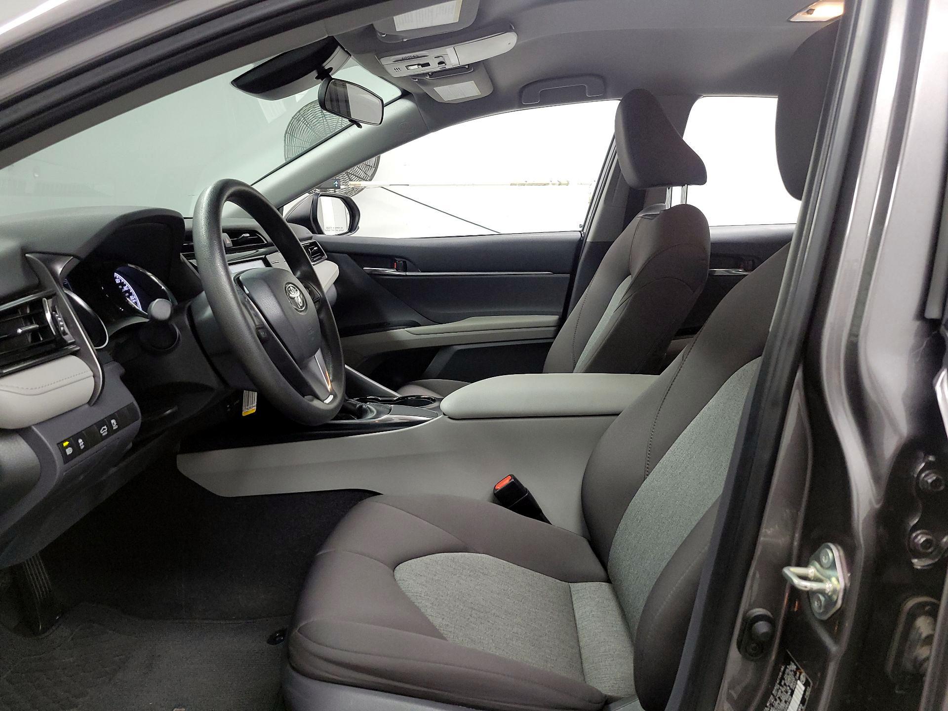 Thumbnail: 2019 Toyota Camry - 11