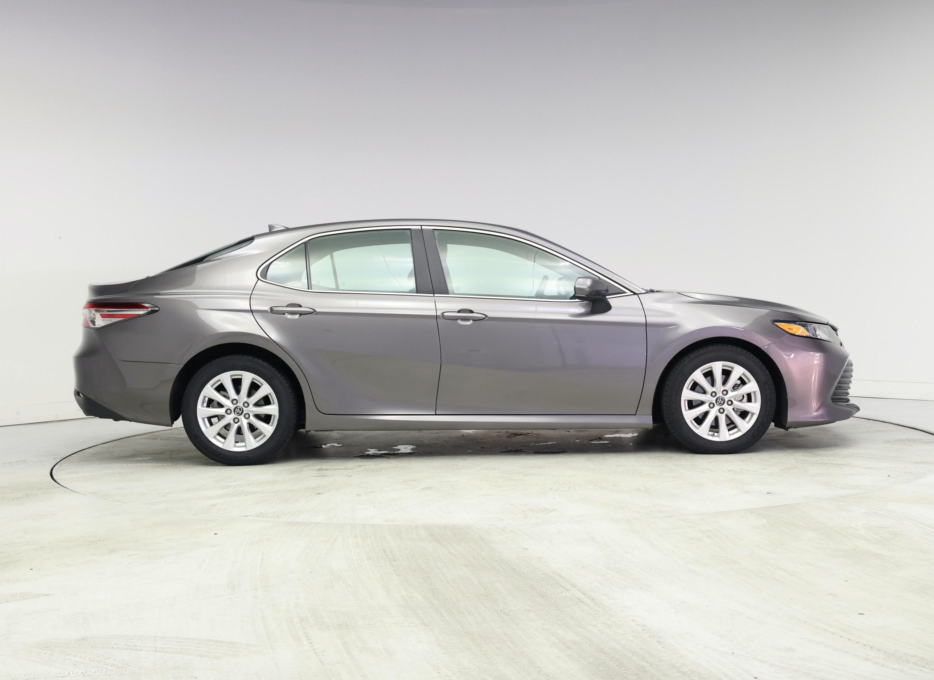 Thumbnail: 2019 Toyota Camry - 7