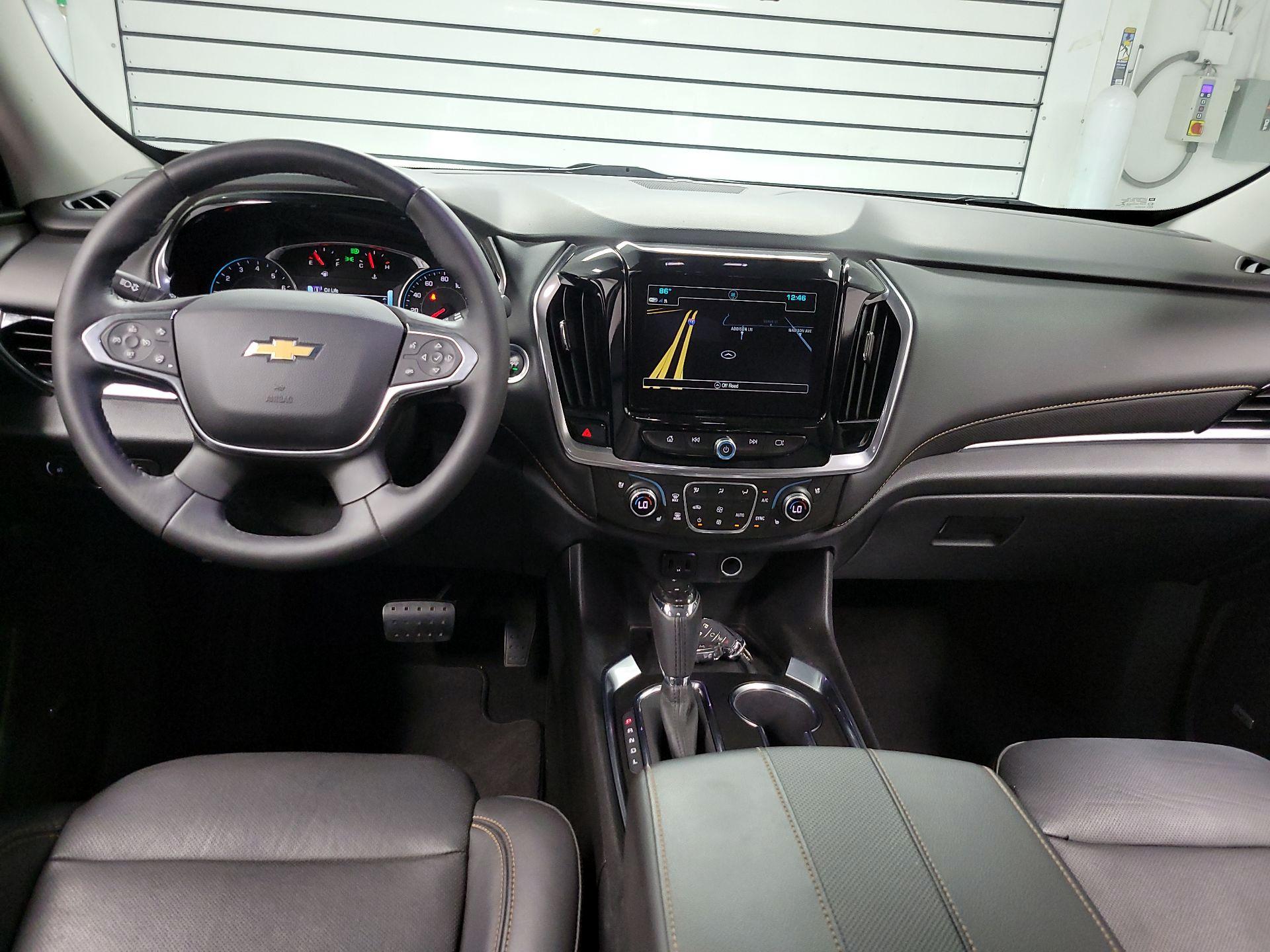 Thumbnail: 2018 Chevrolet Traverse - 9
