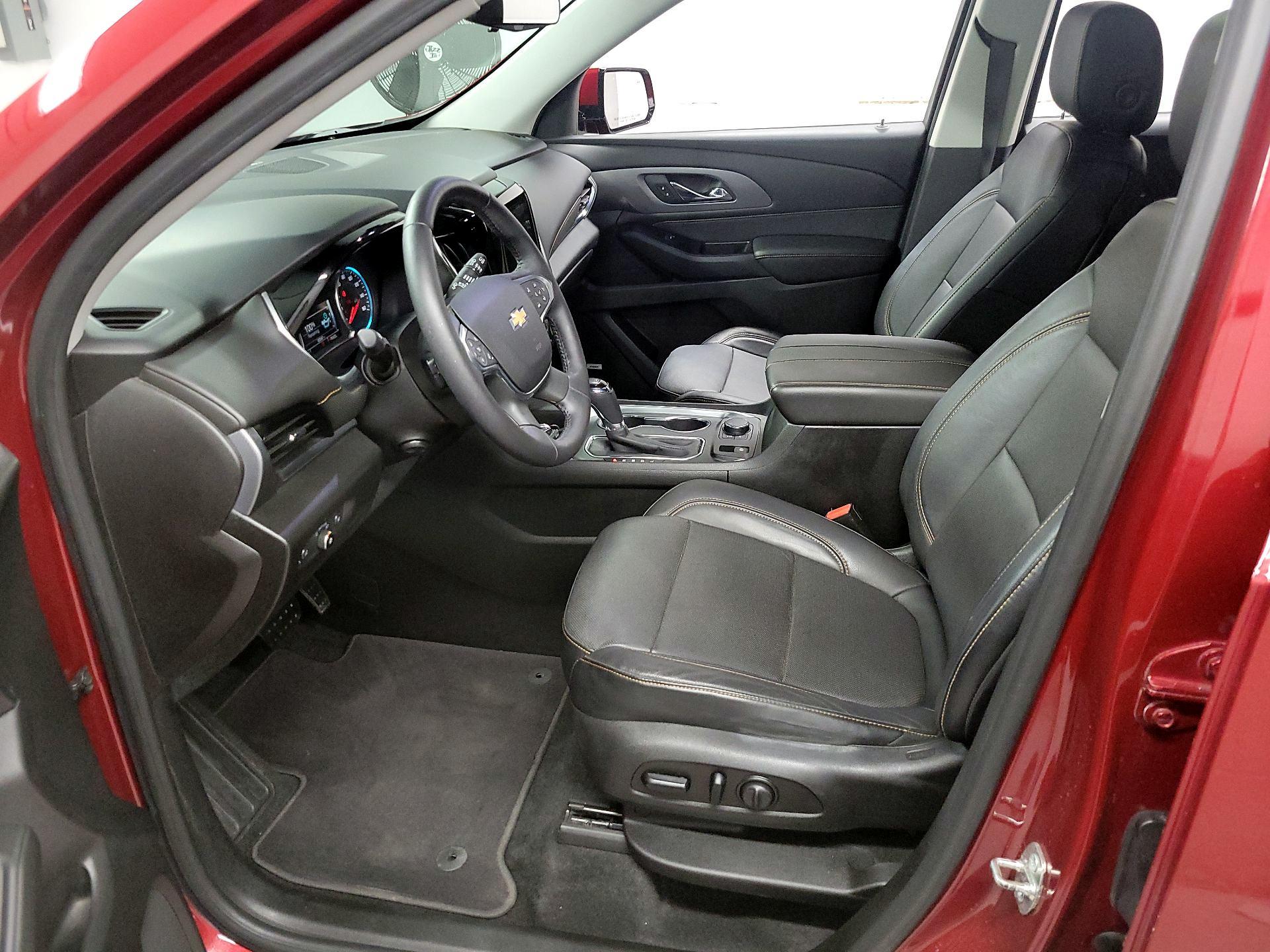 Thumbnail: 2018 Chevrolet Traverse - 11