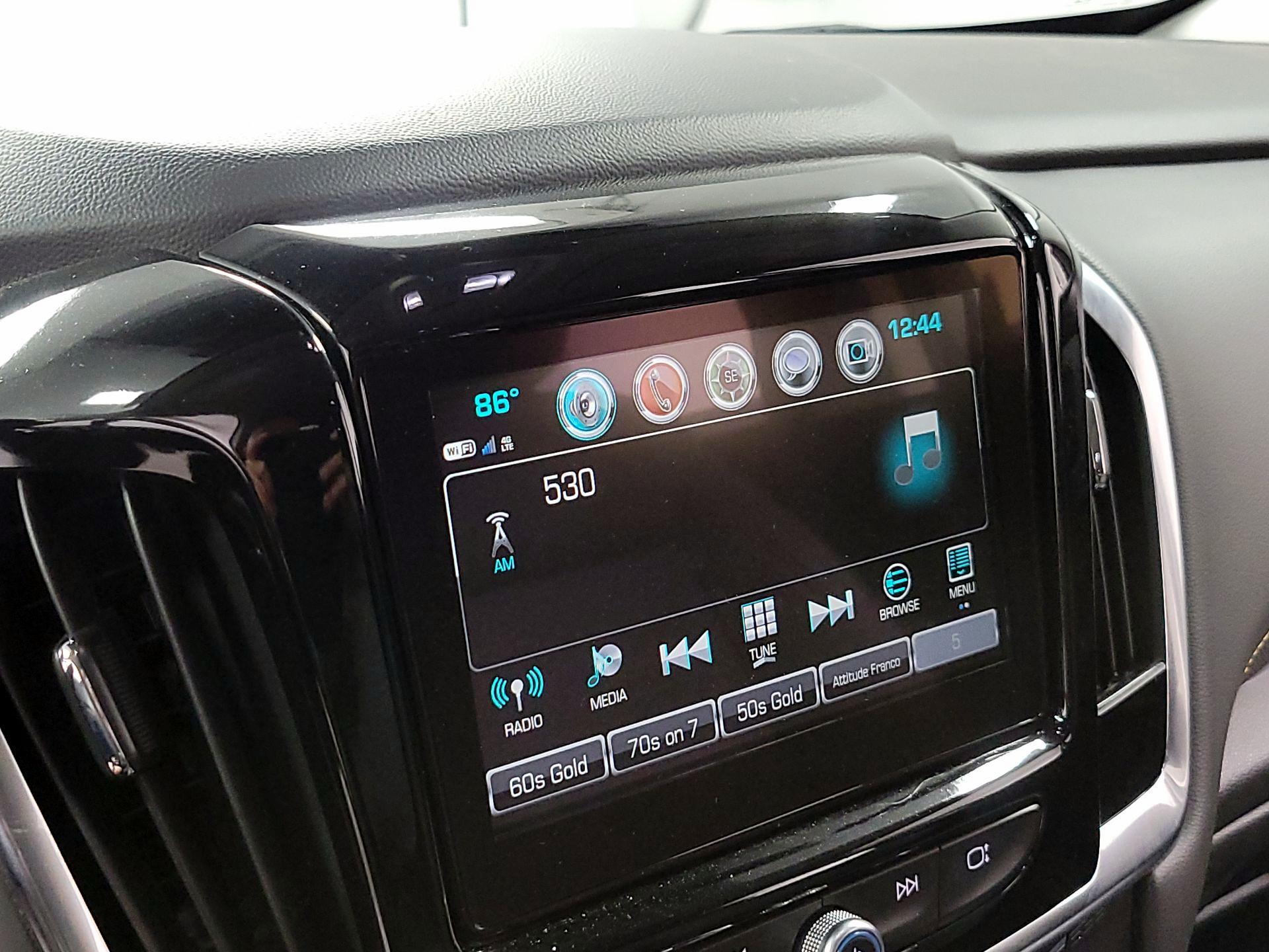Thumbnail: 2018 Chevrolet Traverse - 16
