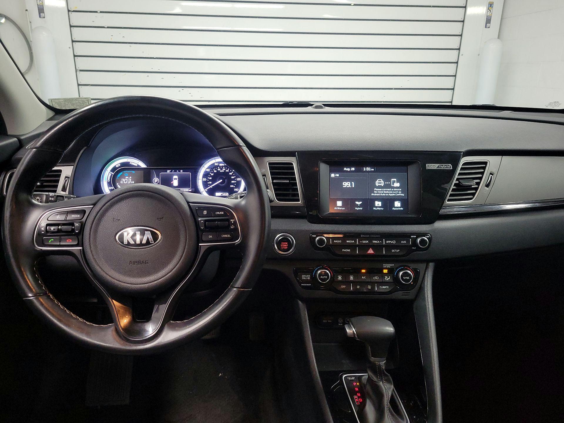 Thumbnail: 2019 Kia Niro - 9