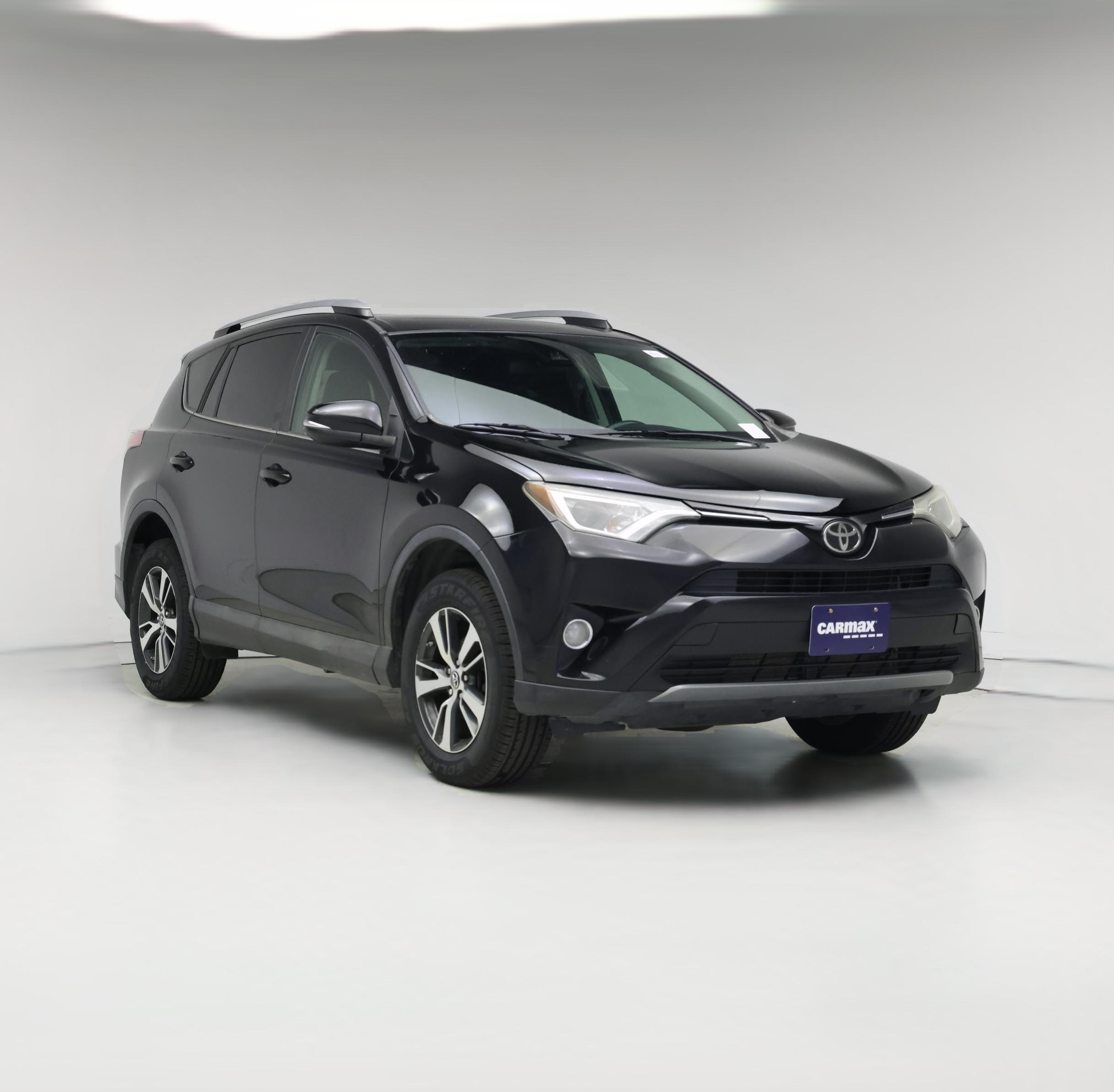 Thumbnail: 2017 Toyota RAV4 - 1