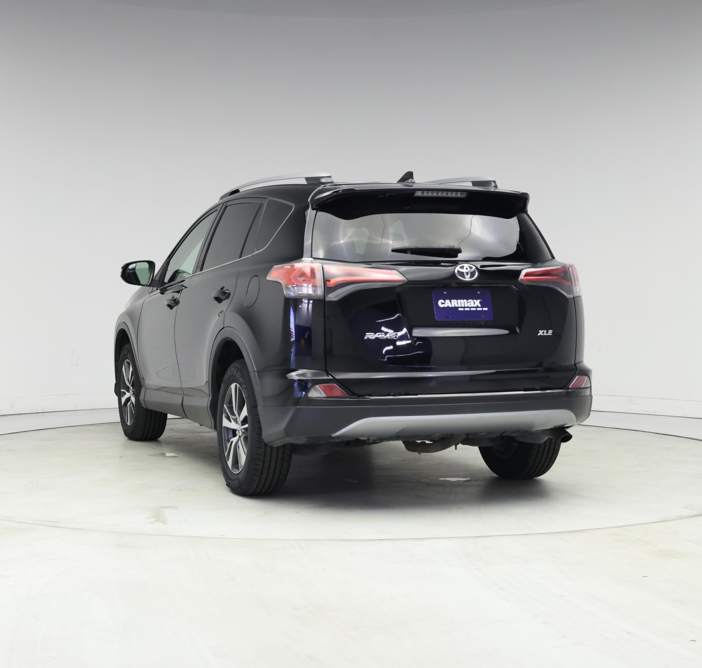 Thumbnail: 2017 Toyota RAV4 - 2