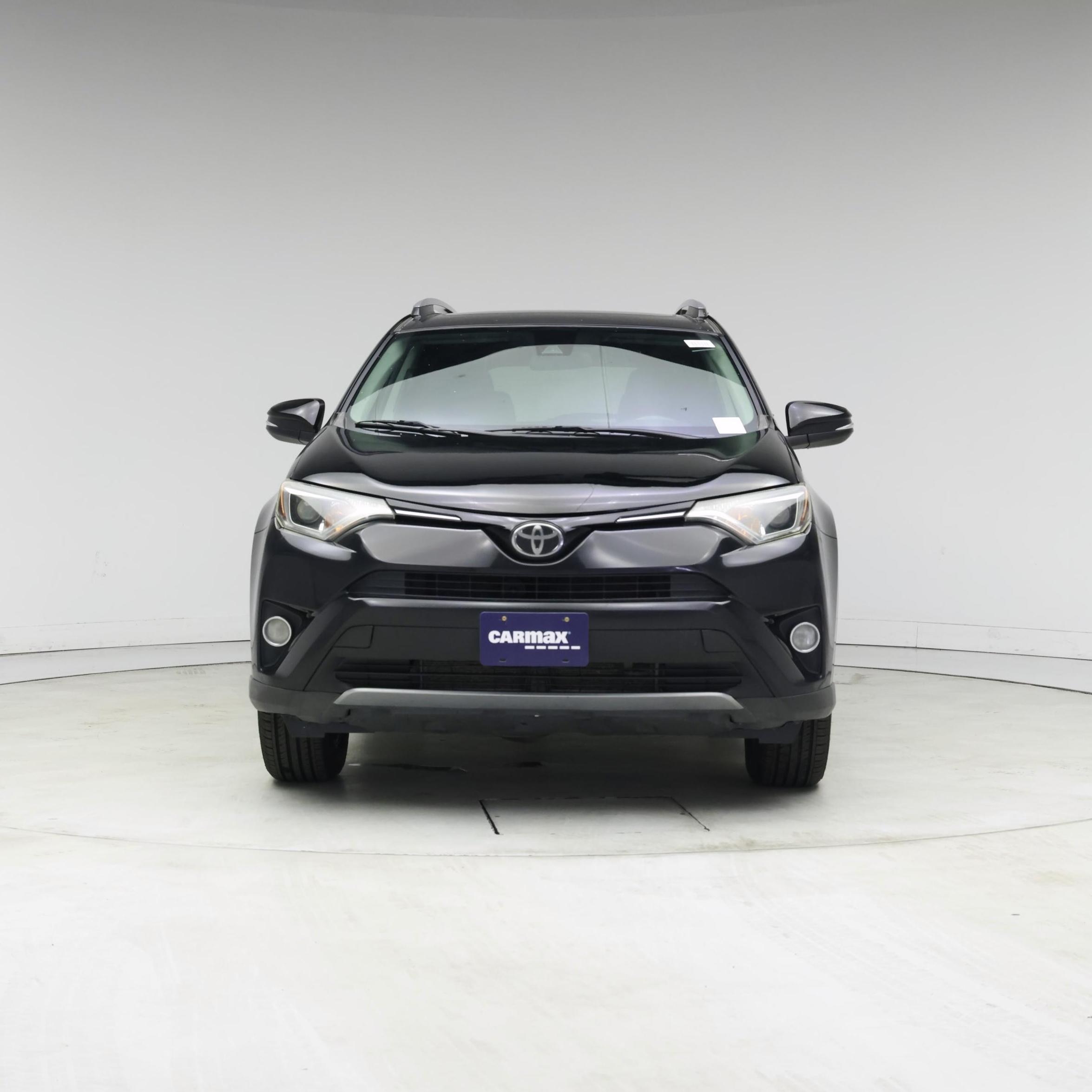 Thumbnail: 2017 Toyota RAV4 - 5