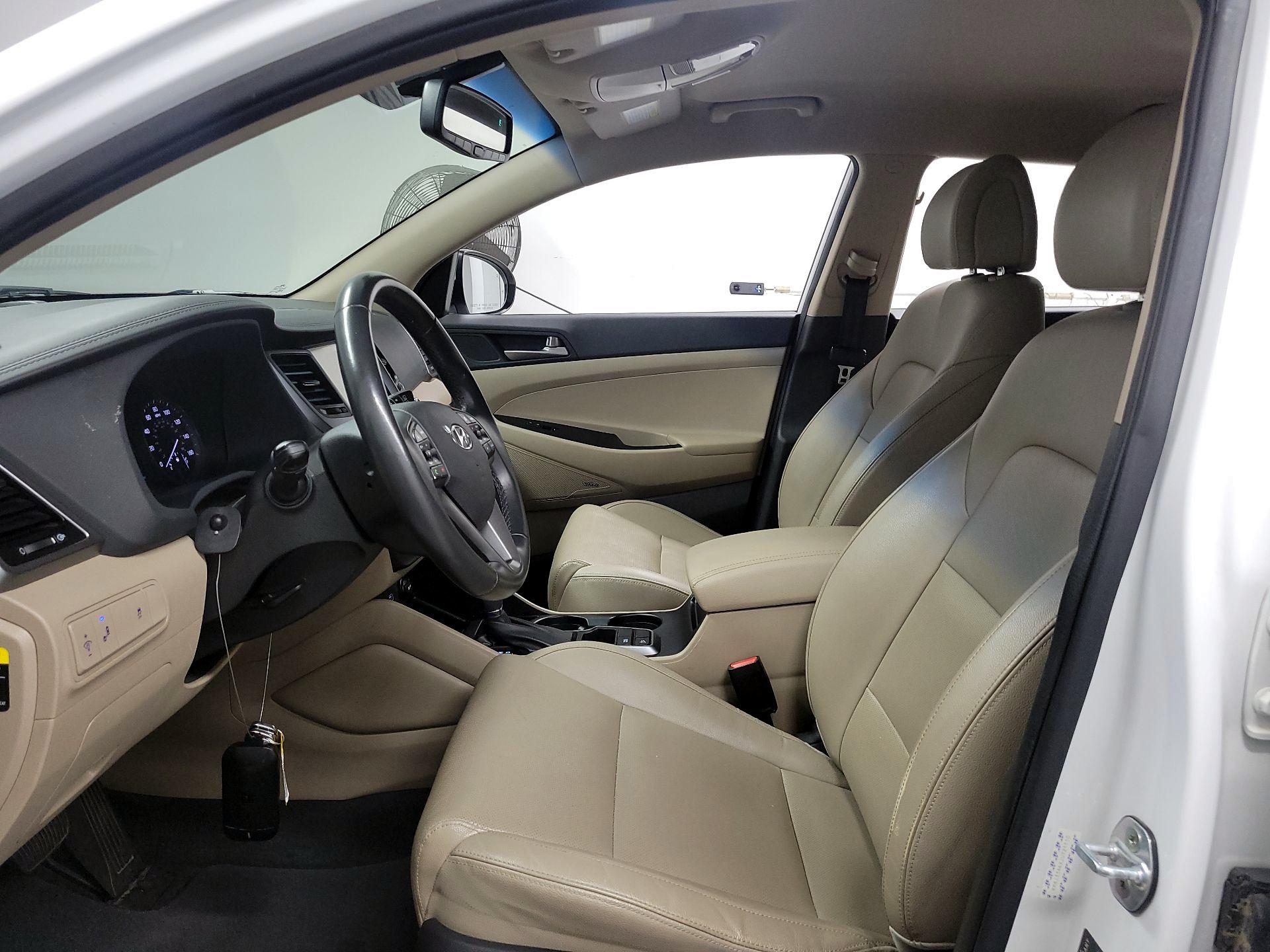 Thumbnail: 2018 Hyundai Tucson - 11
