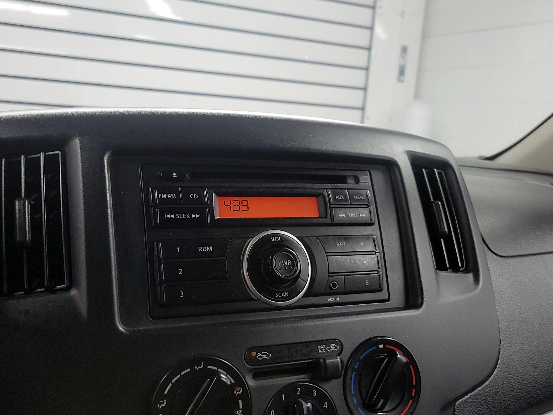 Thumbnail: 2014 Nissan NV200 - 14