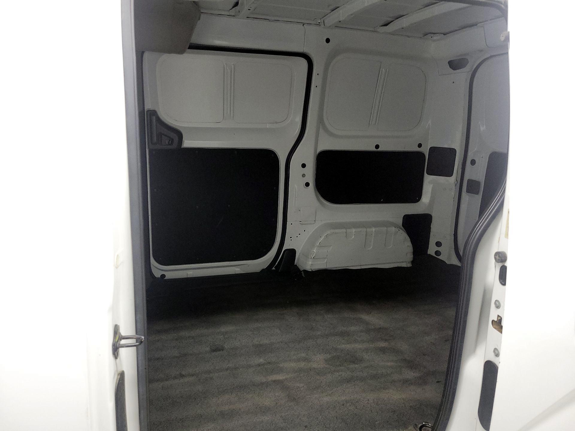 Thumbnail: 2014 Nissan NV200 - 17