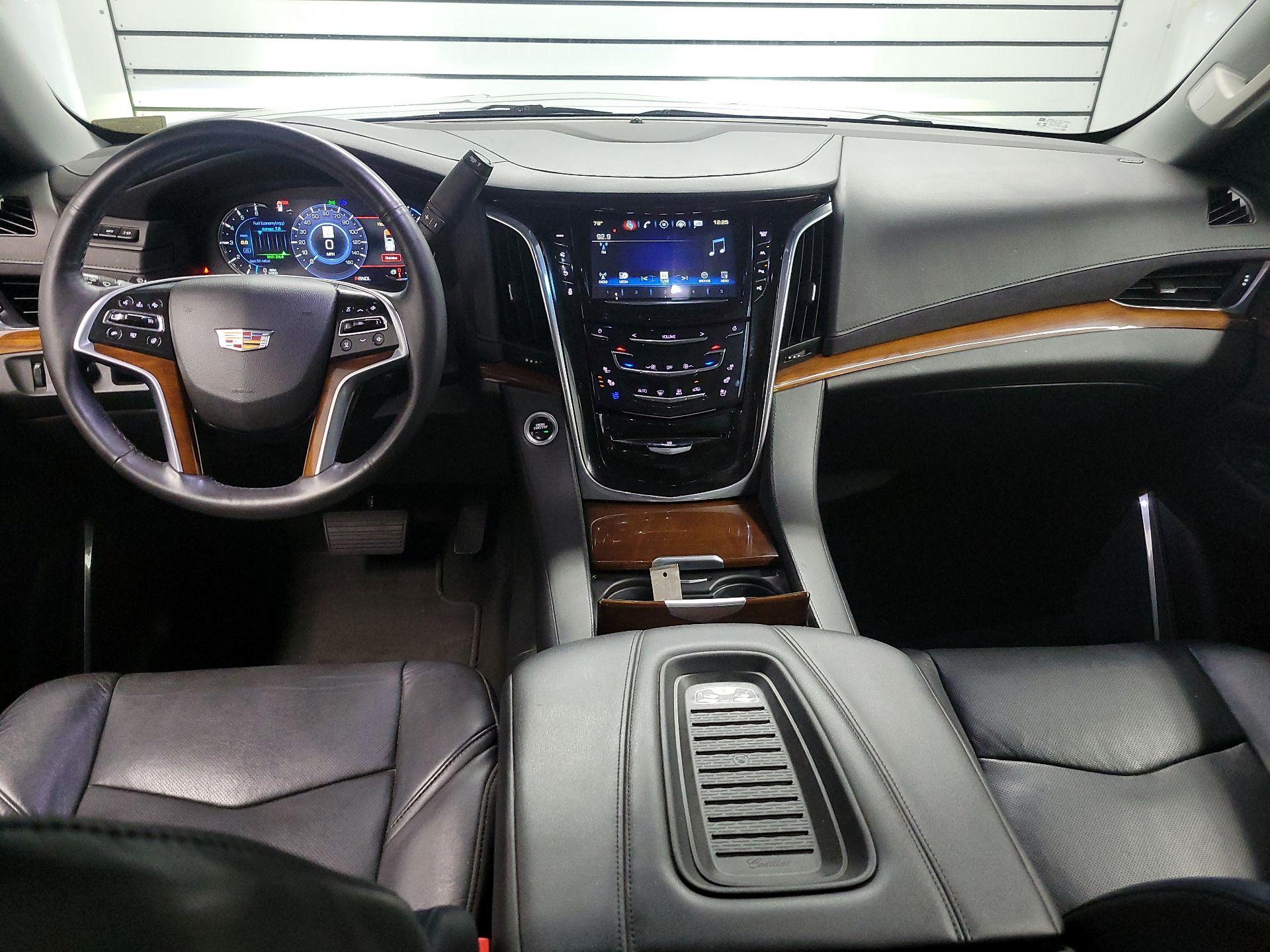 Thumbnail: 2019 Cadillac Escalade - 9