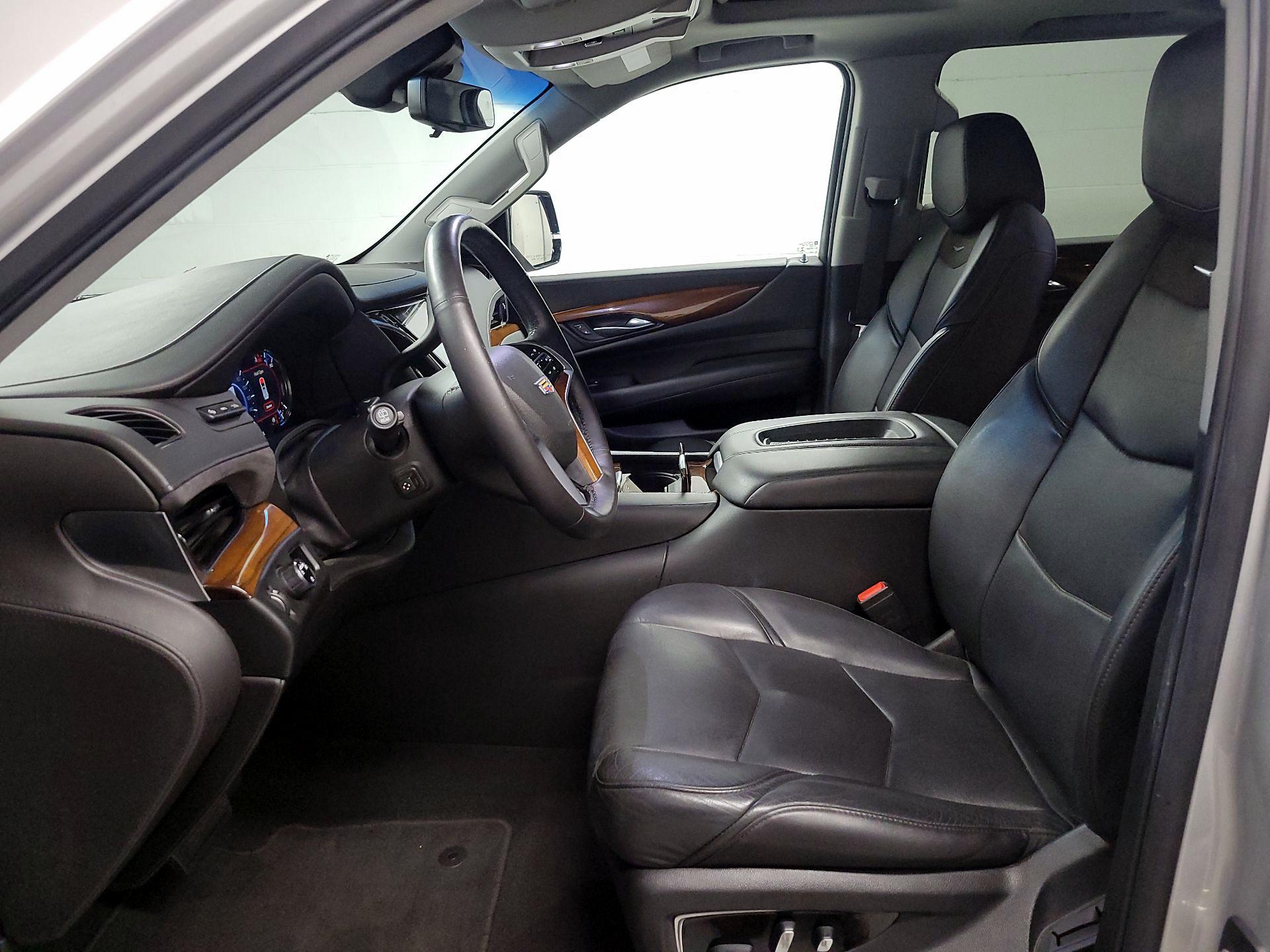 Thumbnail: 2019 Cadillac Escalade - 11