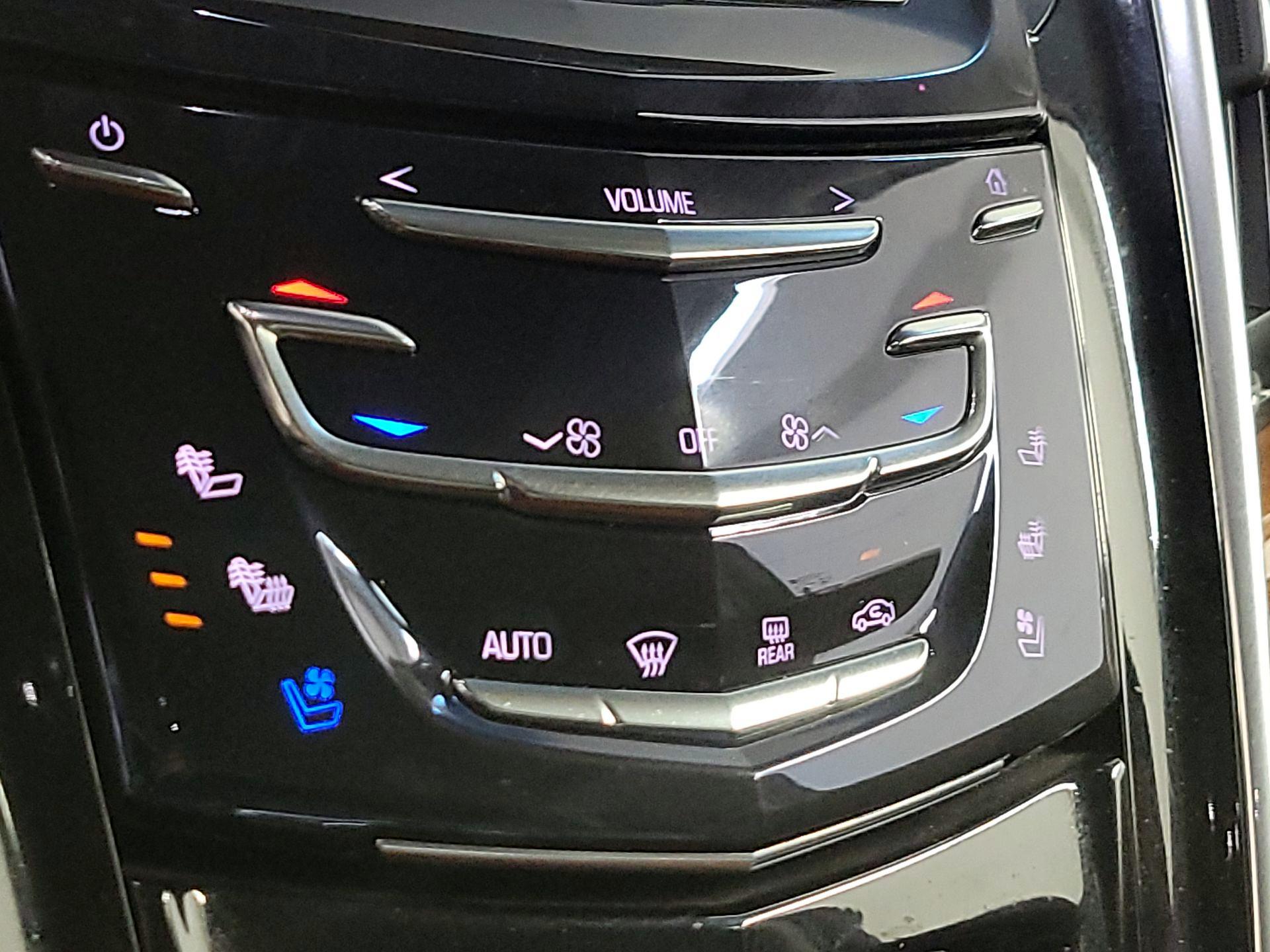 Thumbnail: 2019 Cadillac Escalade - 16