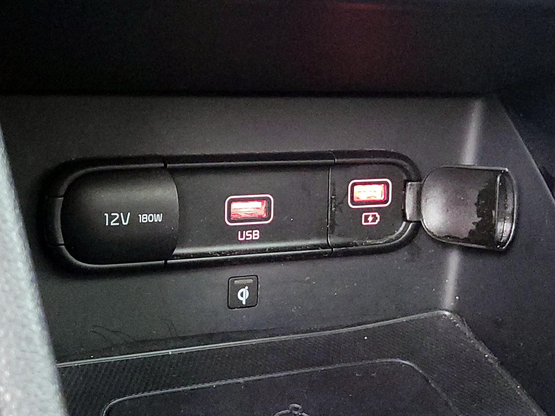 Thumbnail: 2022 Kia Niro - 19