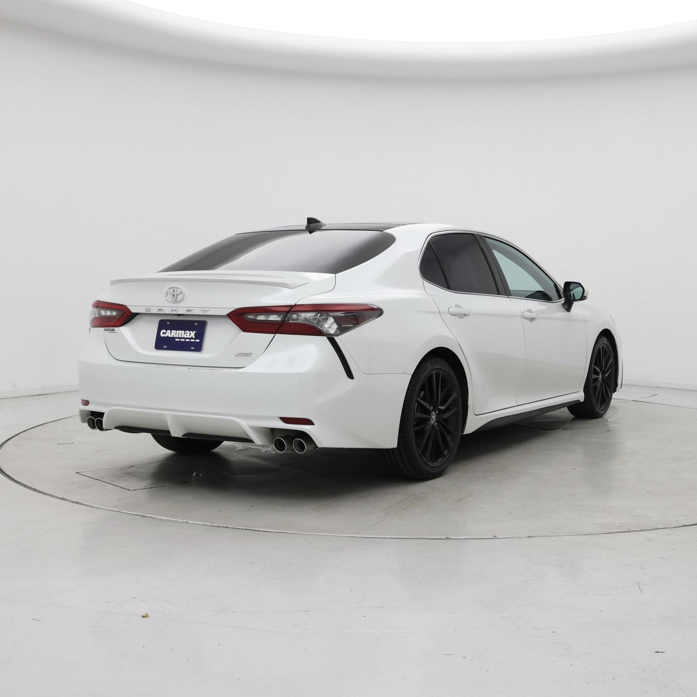Thumbnail: 2022 Toyota Camry - 8