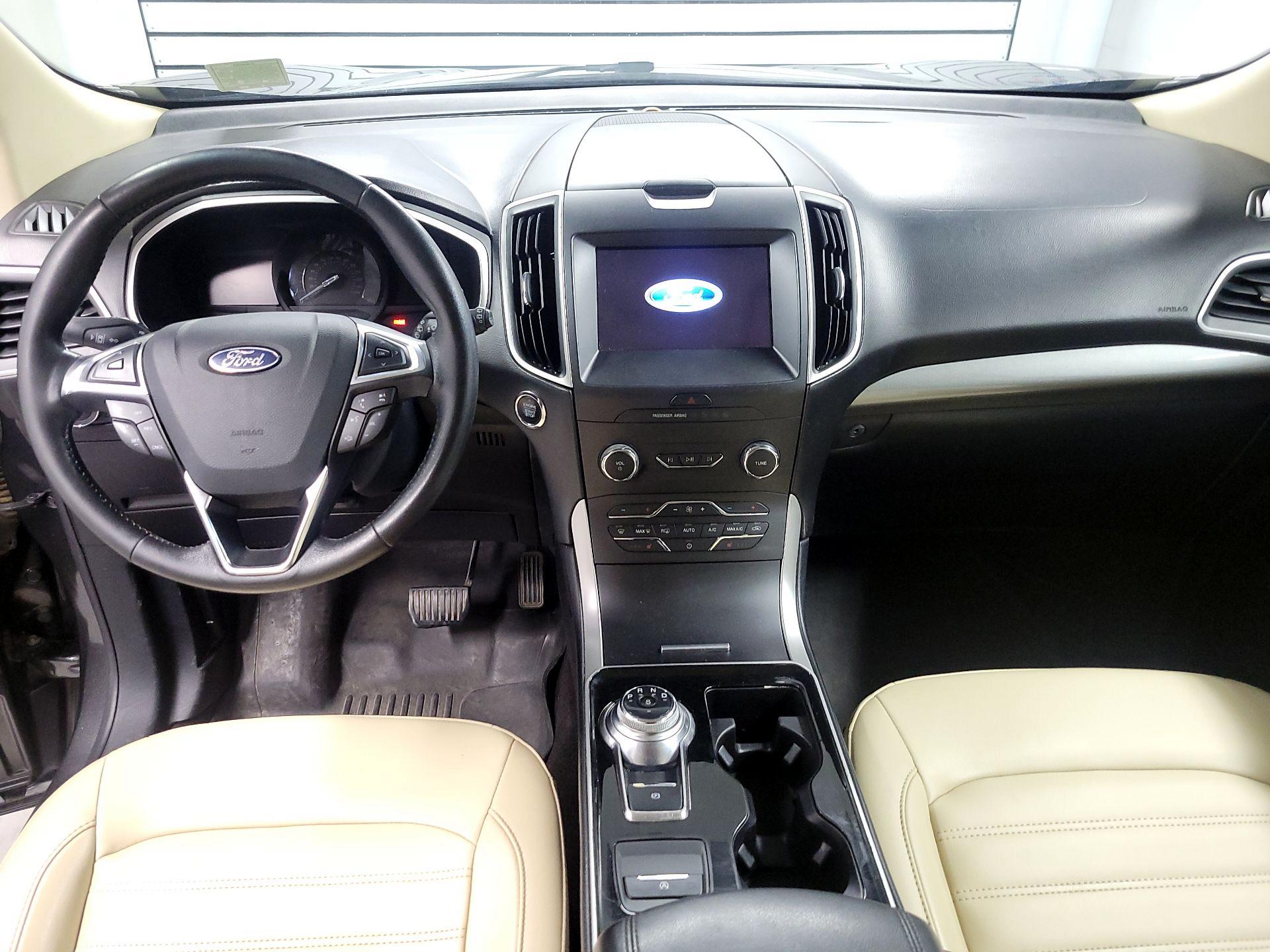 Thumbnail: 2019 Ford Edge - 9