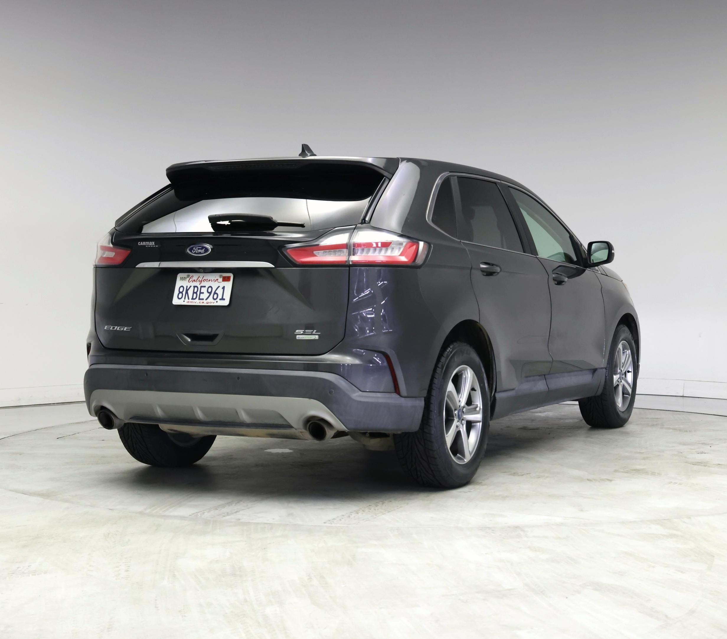 Thumbnail: 2019 Ford Edge - 8