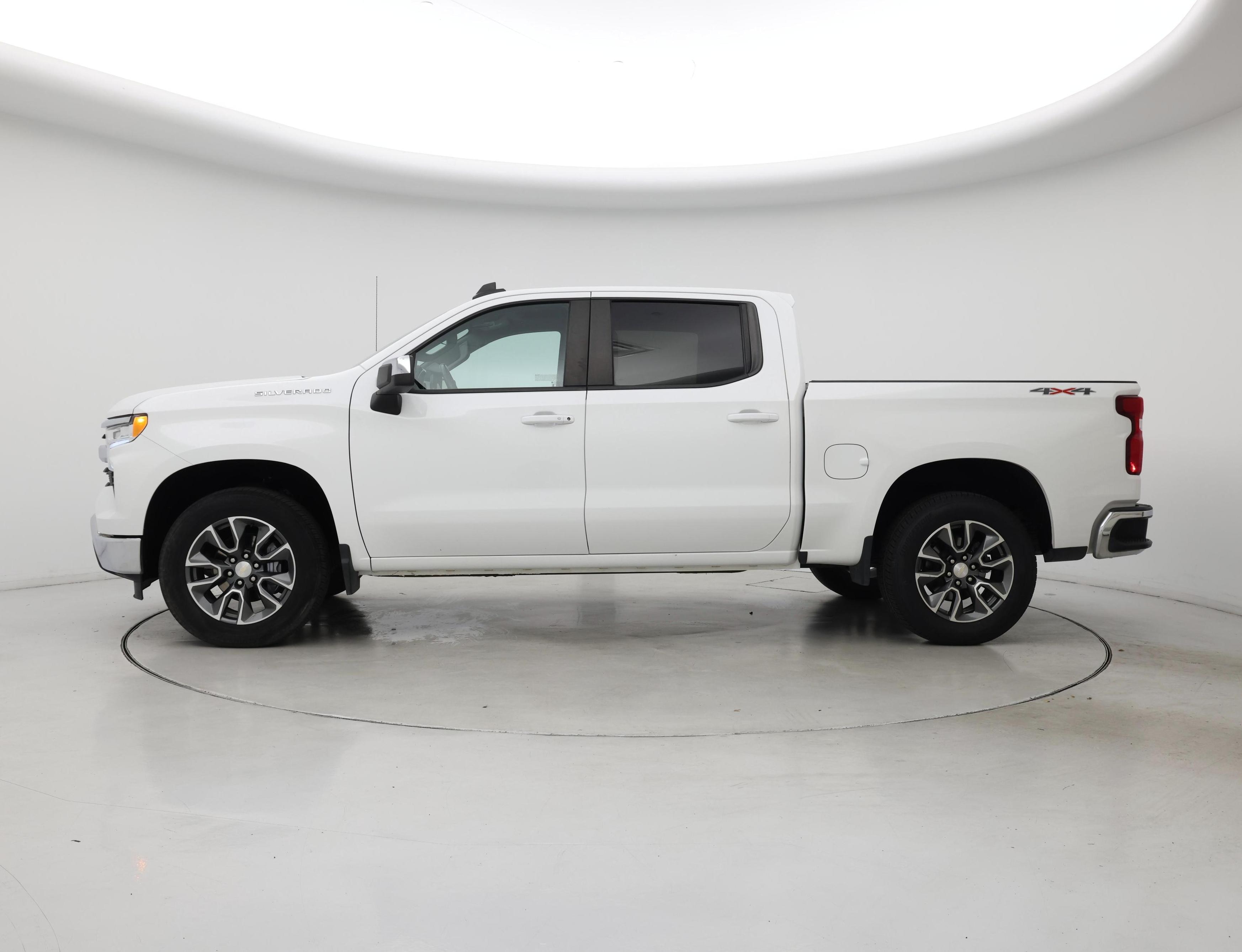 Thumbnail: 2022 Chevrolet Silverado 1500 - 3