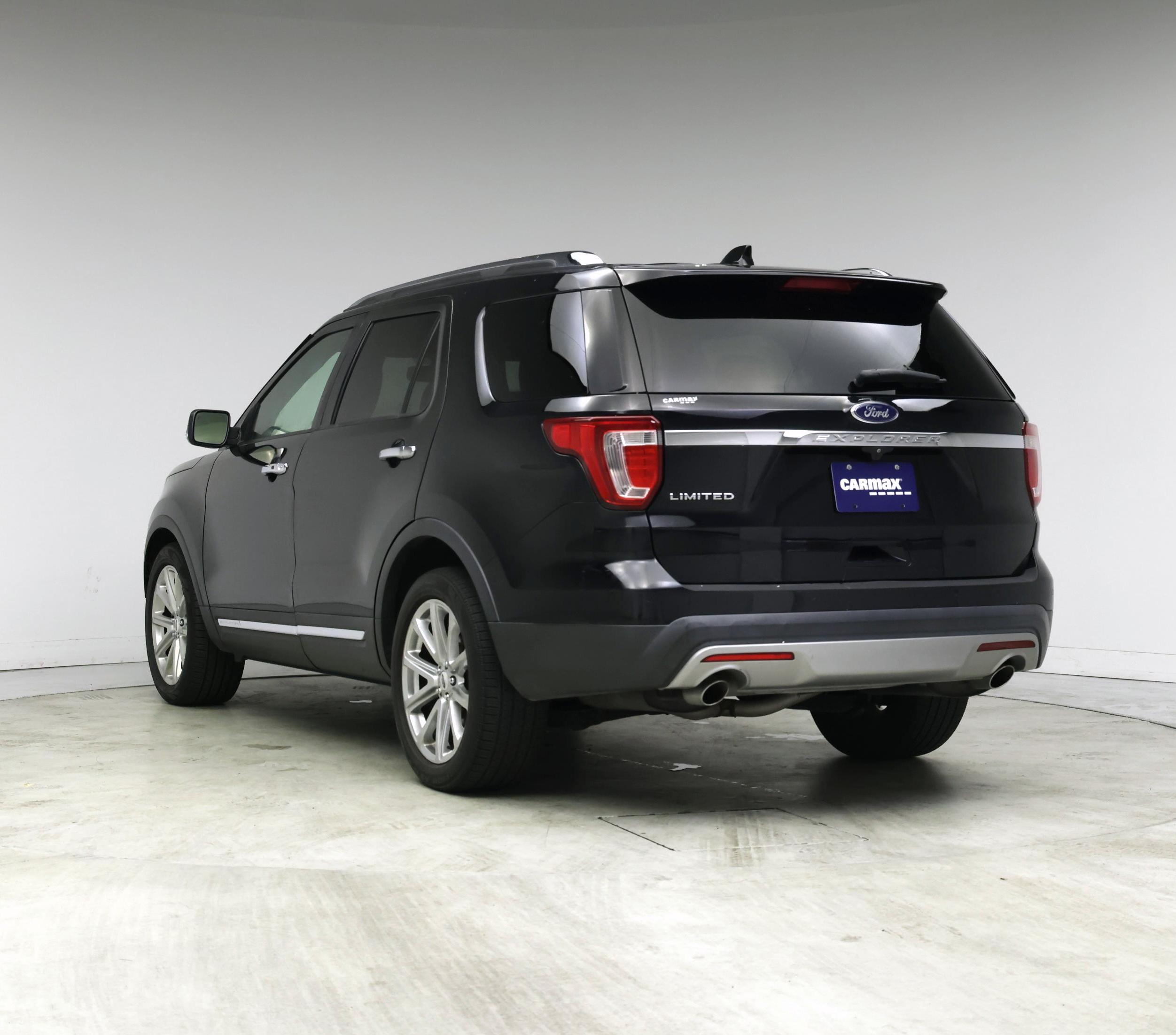 Thumbnail: 2017 Ford Explorer - 2