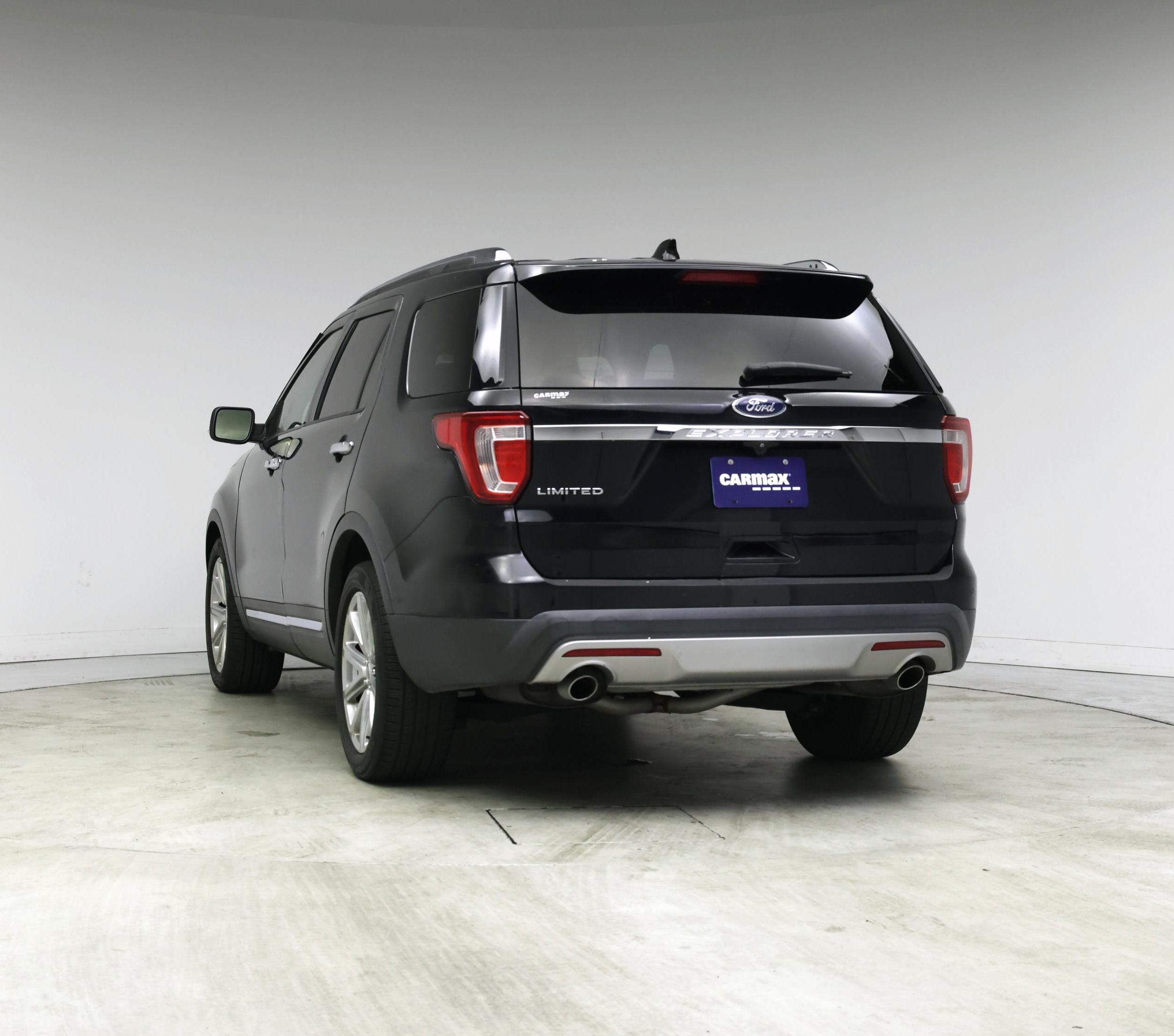 Thumbnail: 2017 Ford Explorer - 6