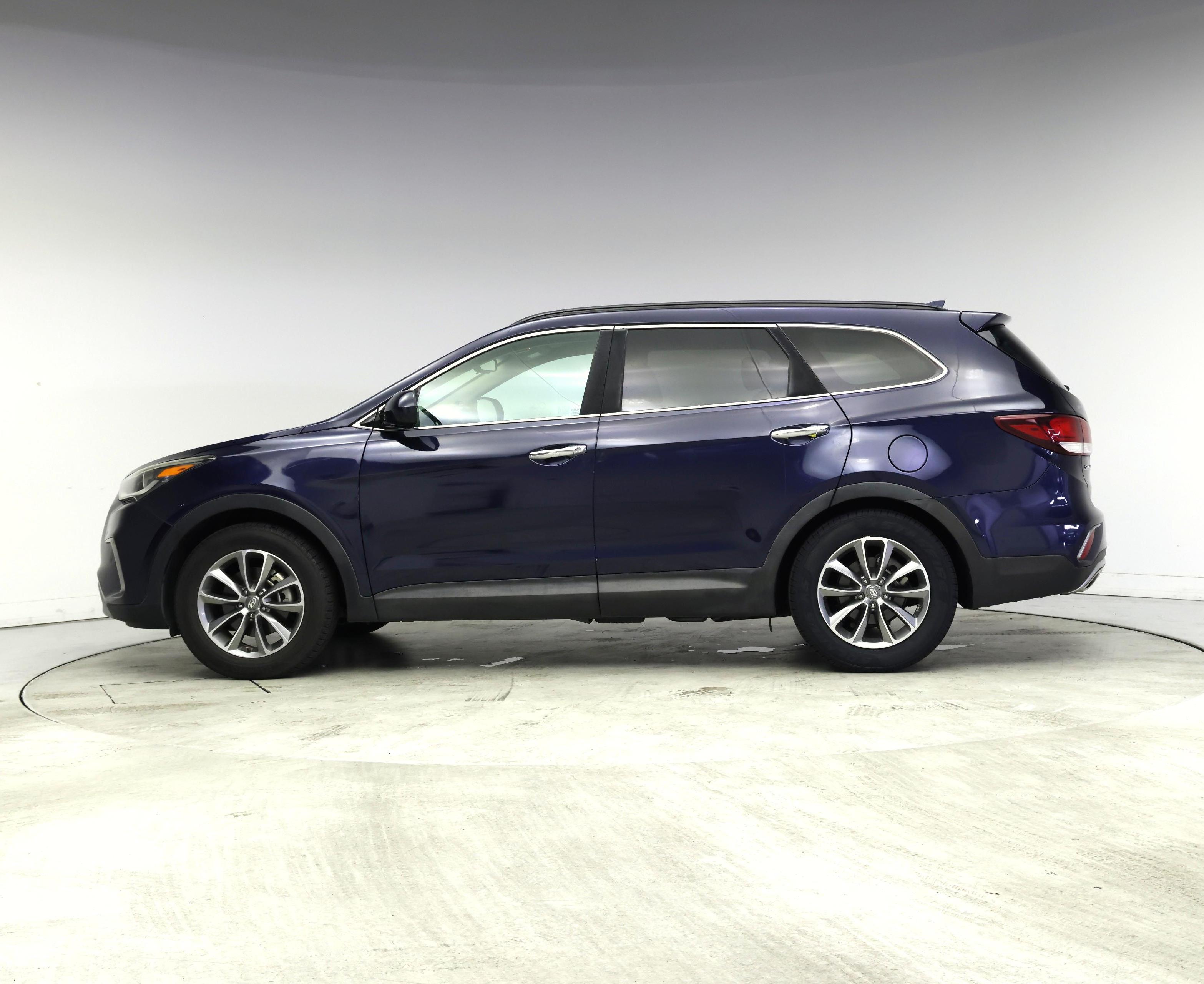 Thumbnail: 2018 Hyundai Santa Fe - 3