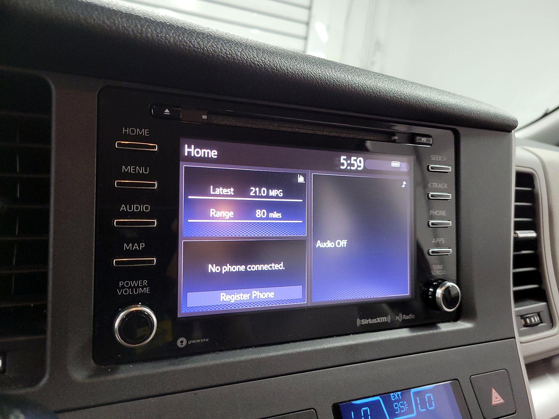 Thumbnail: 2020 Toyota Sienna - 14