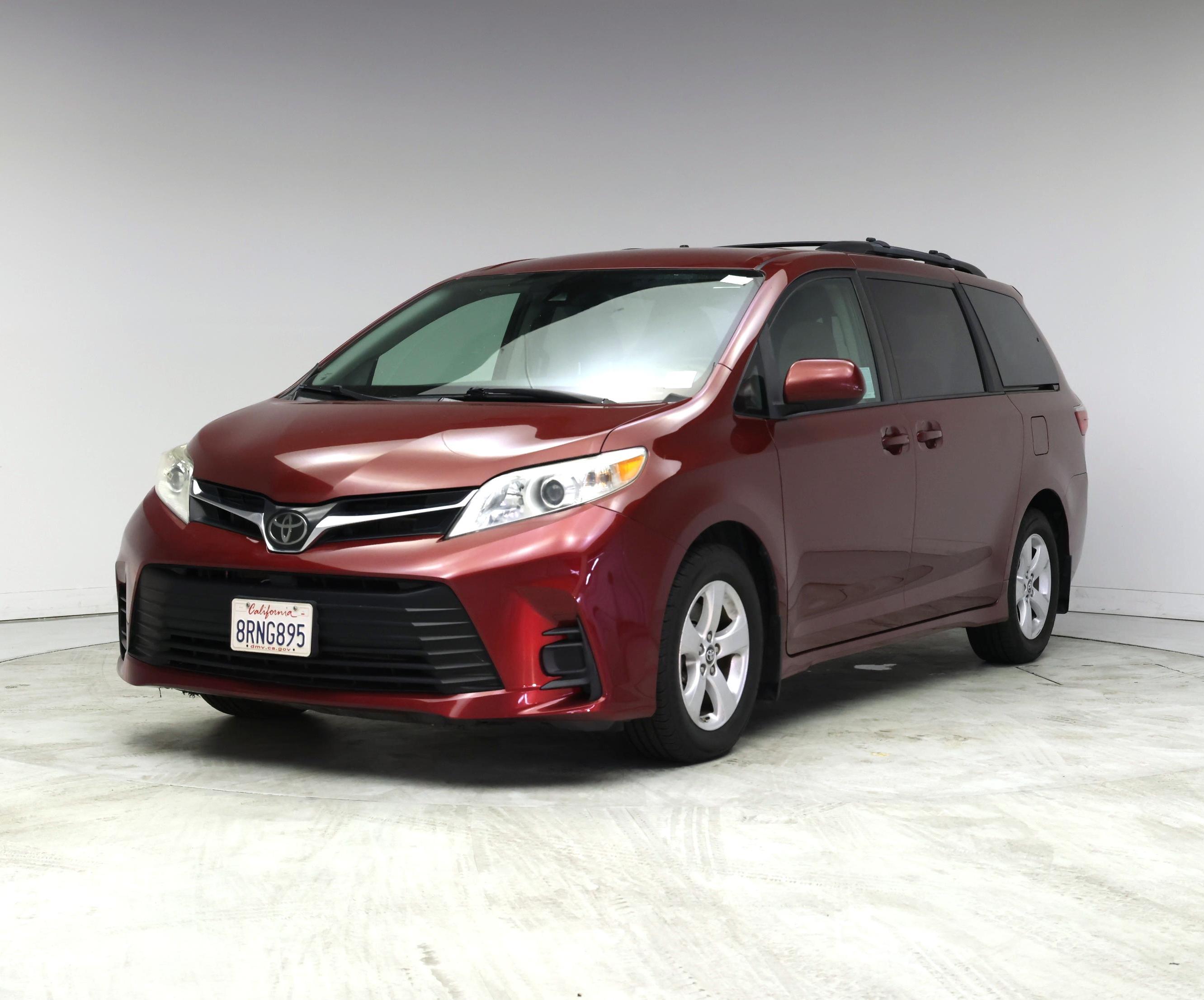Thumbnail: 2020 Toyota Sienna - 4