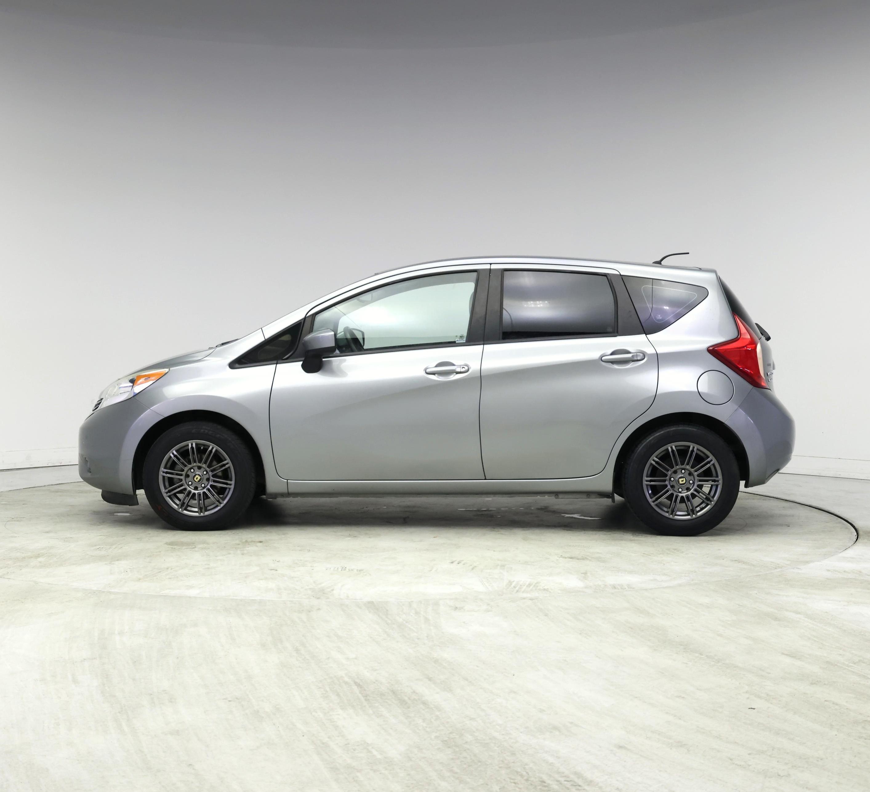 Thumbnail: 2015 Nissan Versa Note - 3