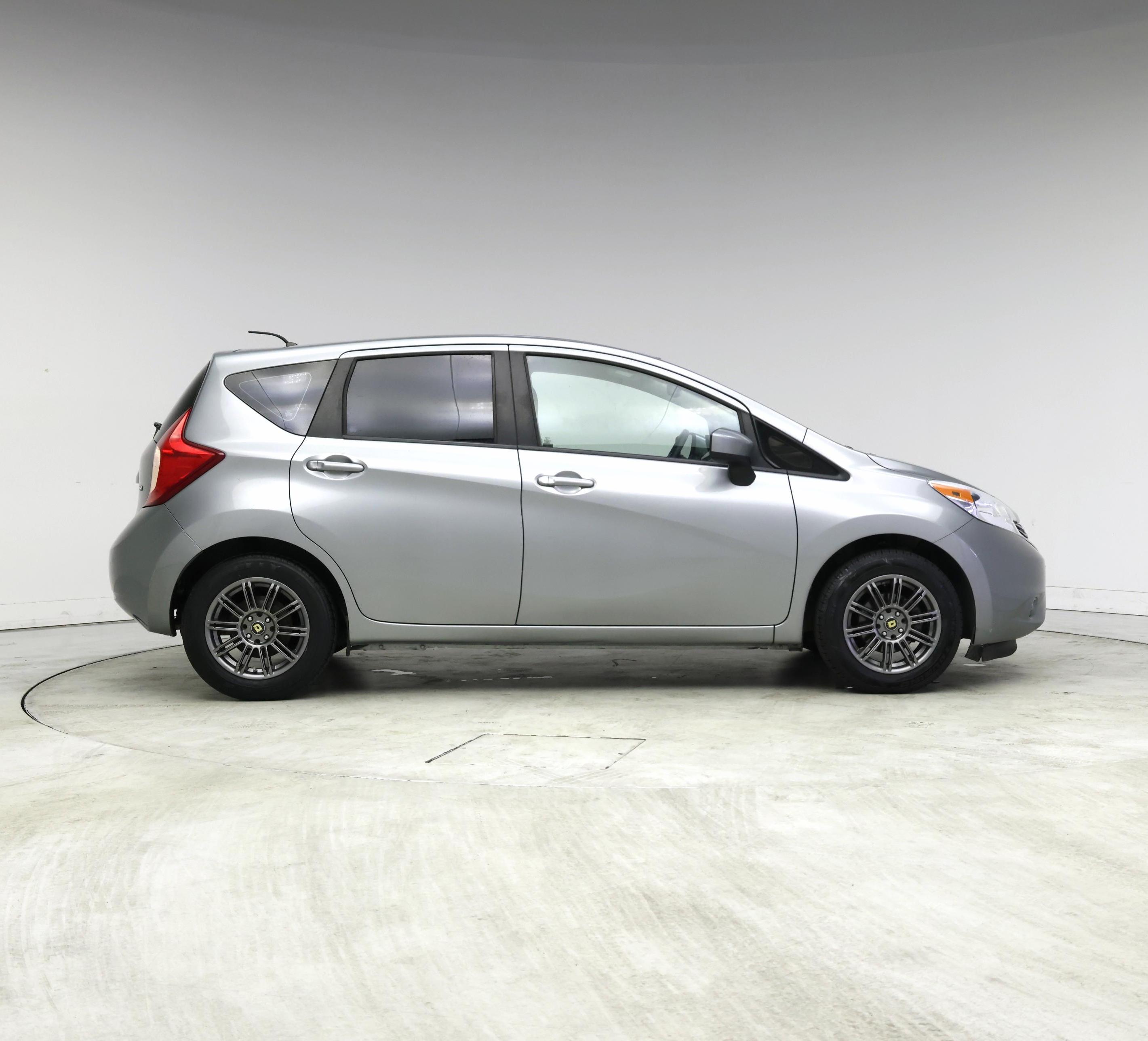 Thumbnail: 2015 Nissan Versa Note - 7