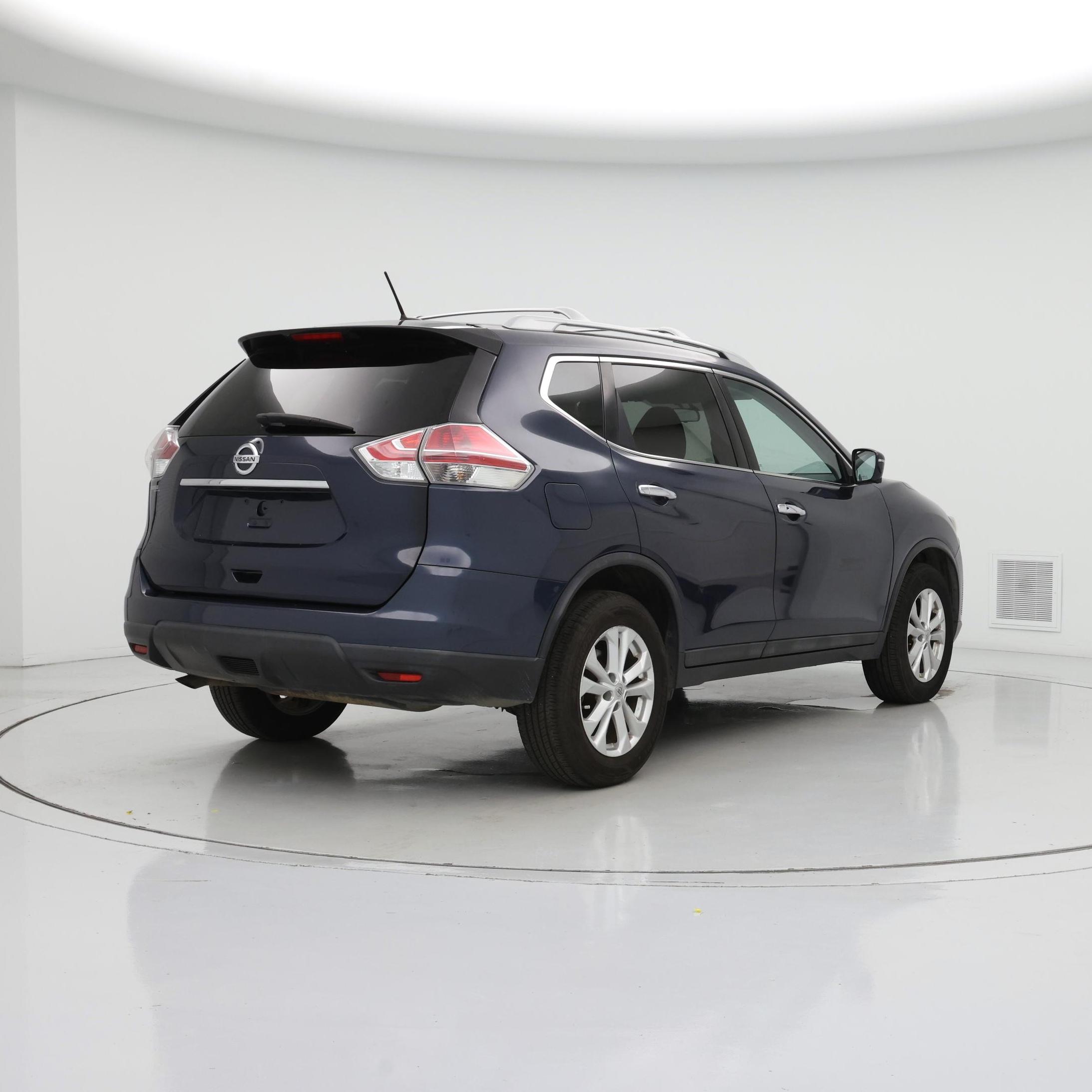 Thumbnail: 2016 Nissan Rogue - 8