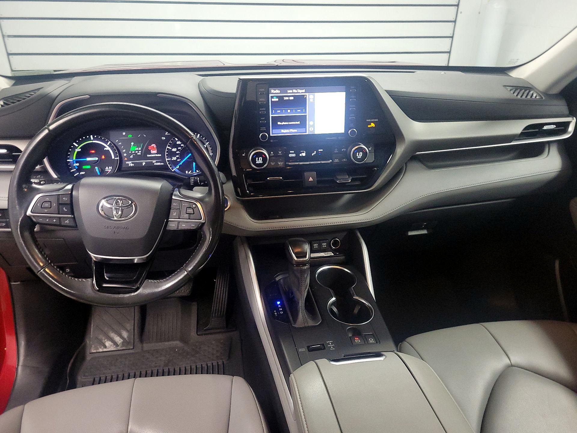Thumbnail: 2021 Toyota Highlander - 9