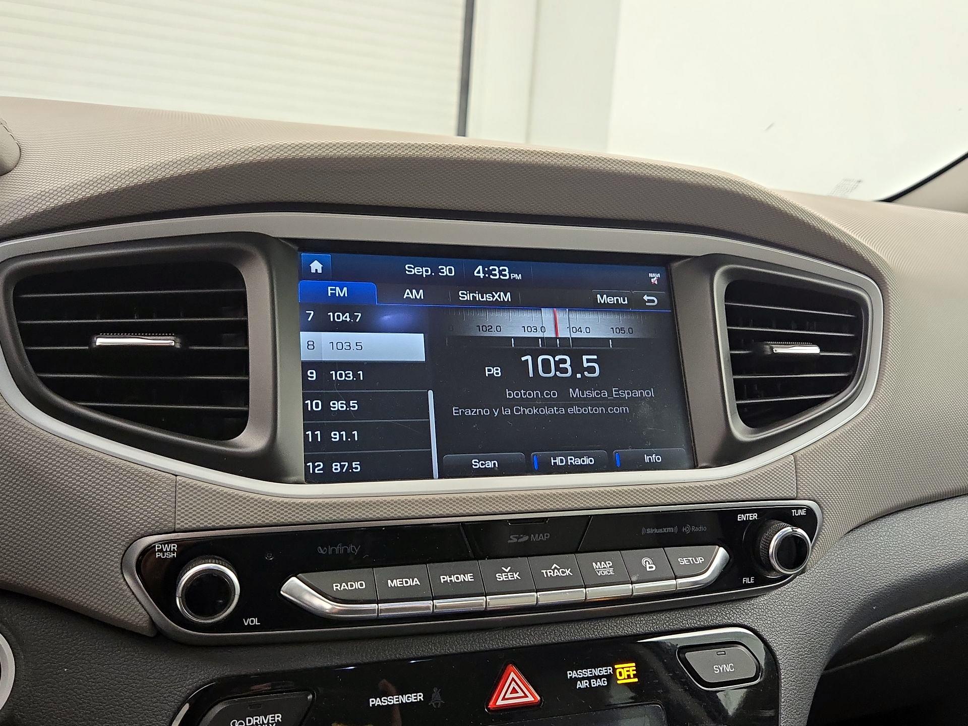 Thumbnail: 2017 Hyundai Ioniq - 16