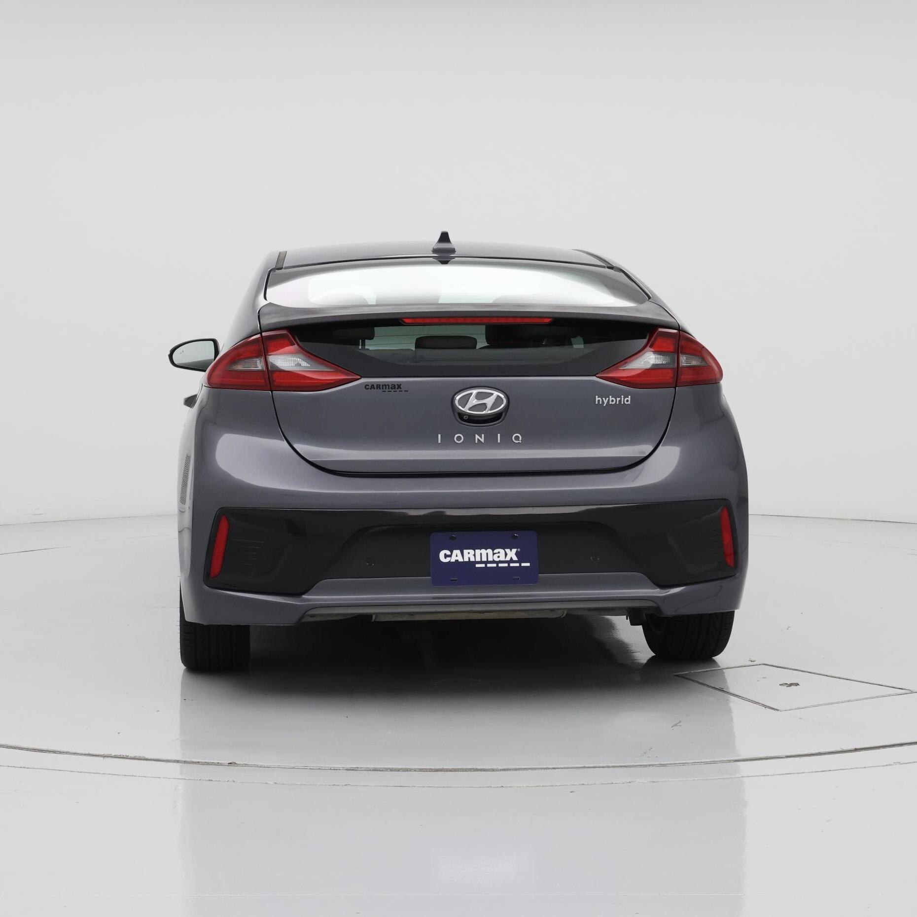 Thumbnail: 2017 Hyundai Ioniq - 6