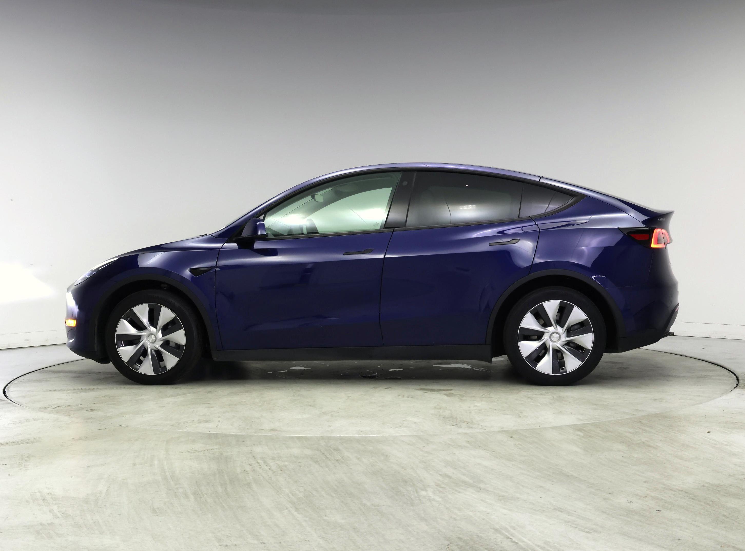 Thumbnail: 2023 Tesla Model Y - 3