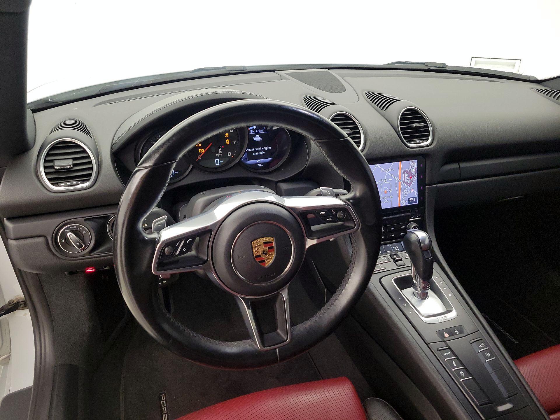 Thumbnail: 2018 Porsche 718 Cayman - 9