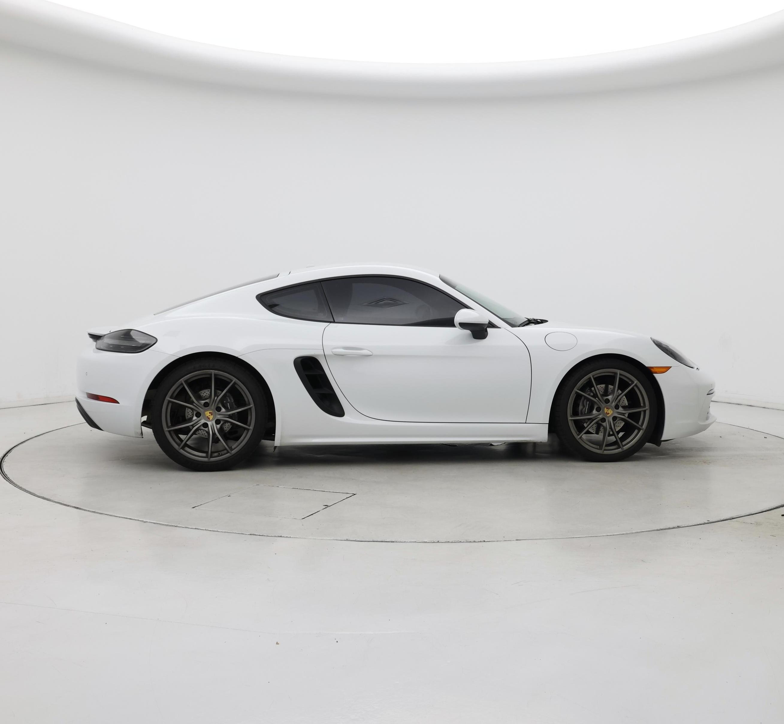 Thumbnail: 2018 Porsche 718 Cayman - 7