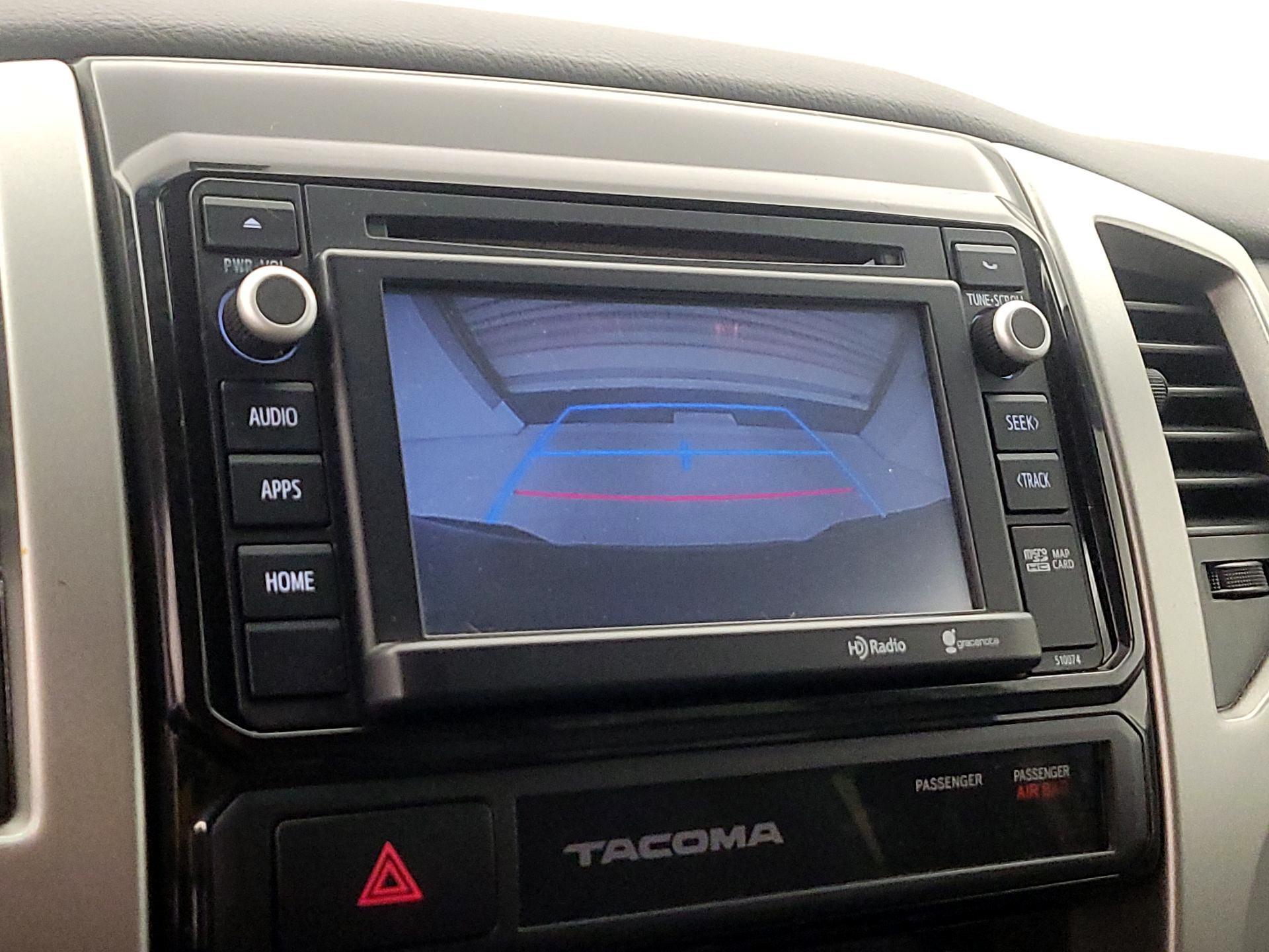 Thumbnail: 2015 Toyota Tacoma - 14