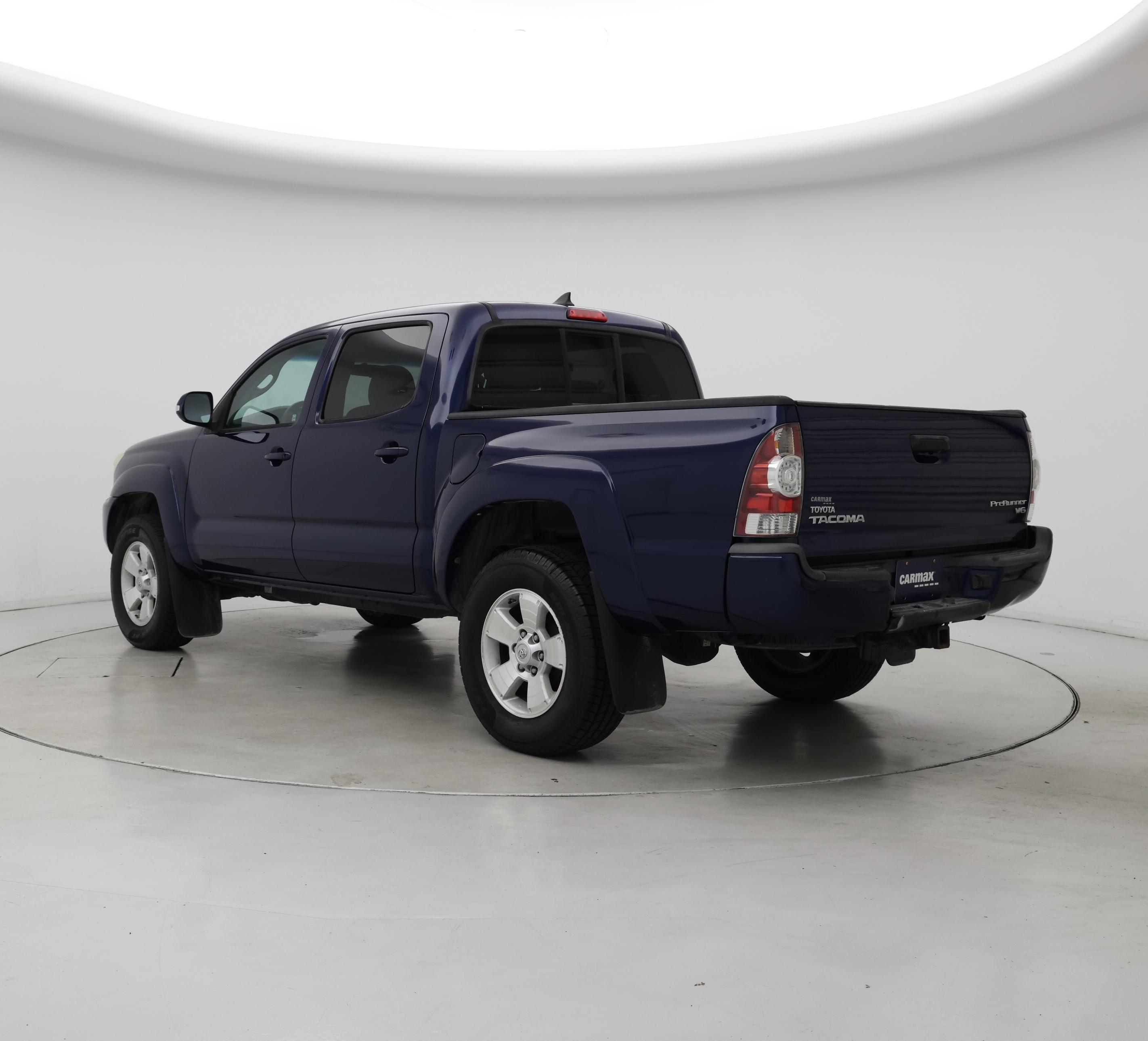 Thumbnail: 2015 Toyota Tacoma - 2