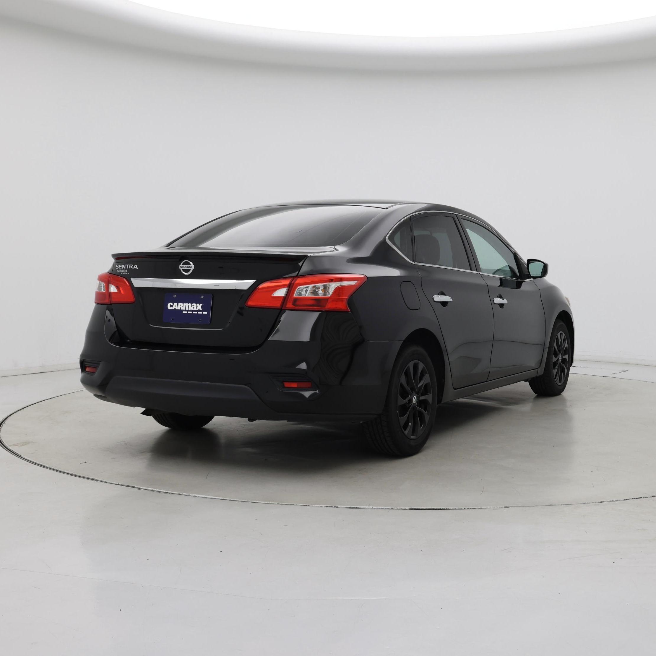 Thumbnail: 2018 Nissan Sentra - 8