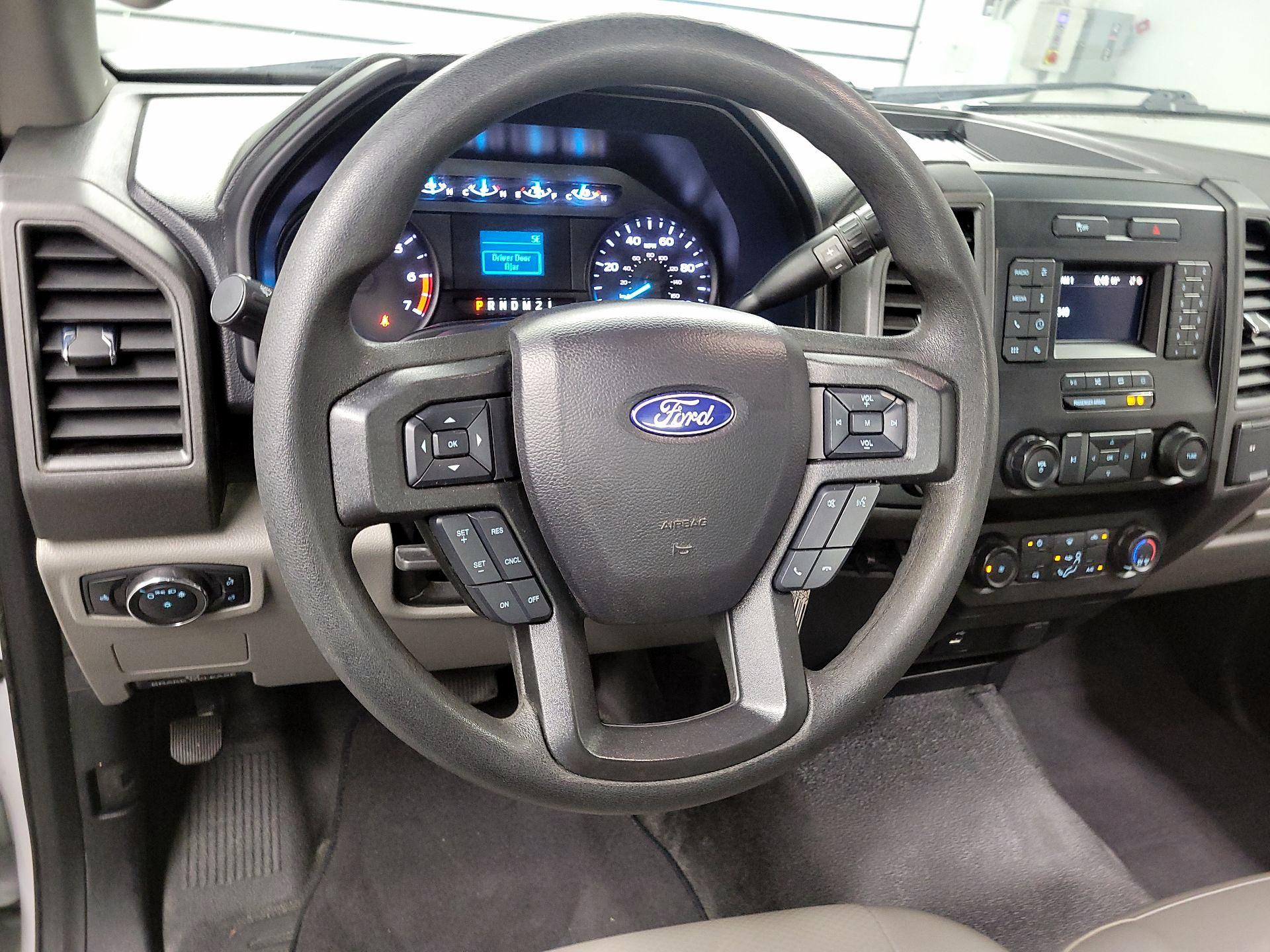 Thumbnail: 2020 Ford F-250 - 10