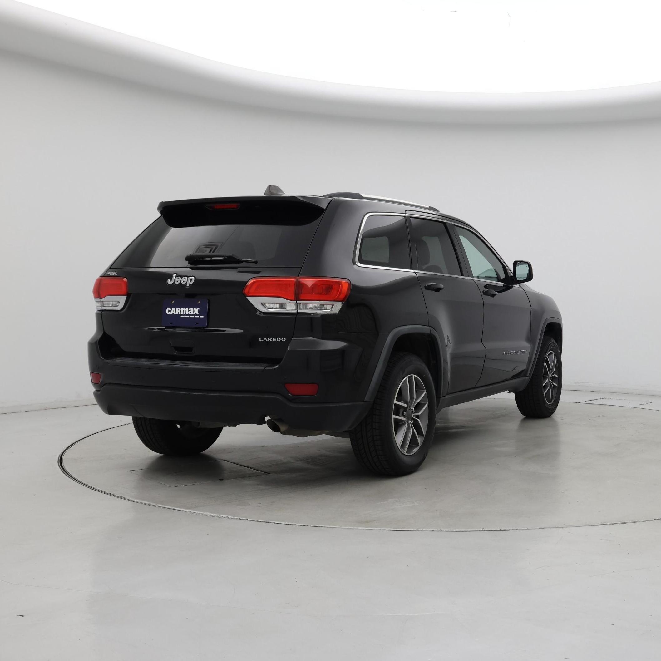 Thumbnail: 2019 Jeep Grand Cherokee - 8