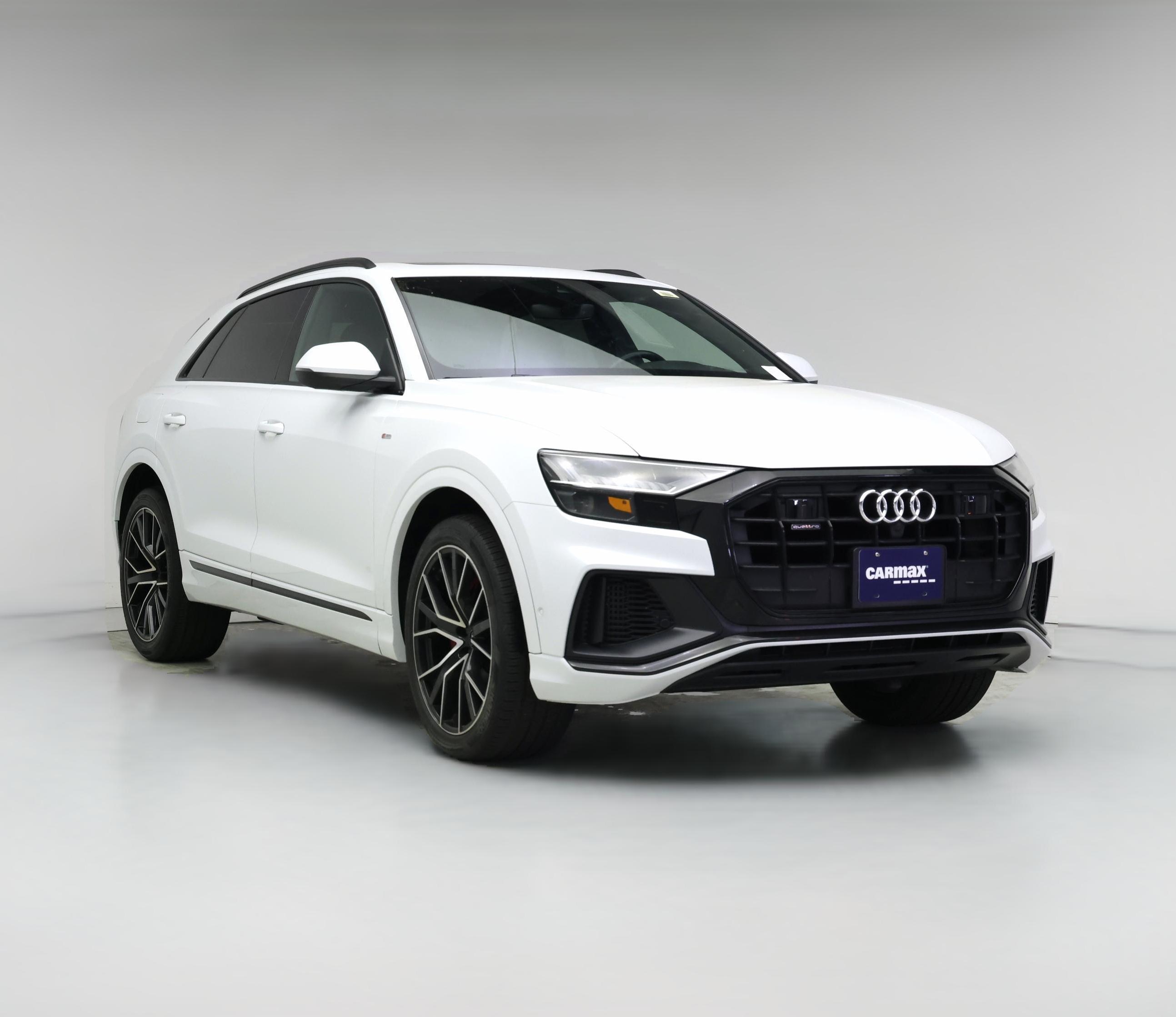 Thumbnail: 2021 Audi Q8 - 1