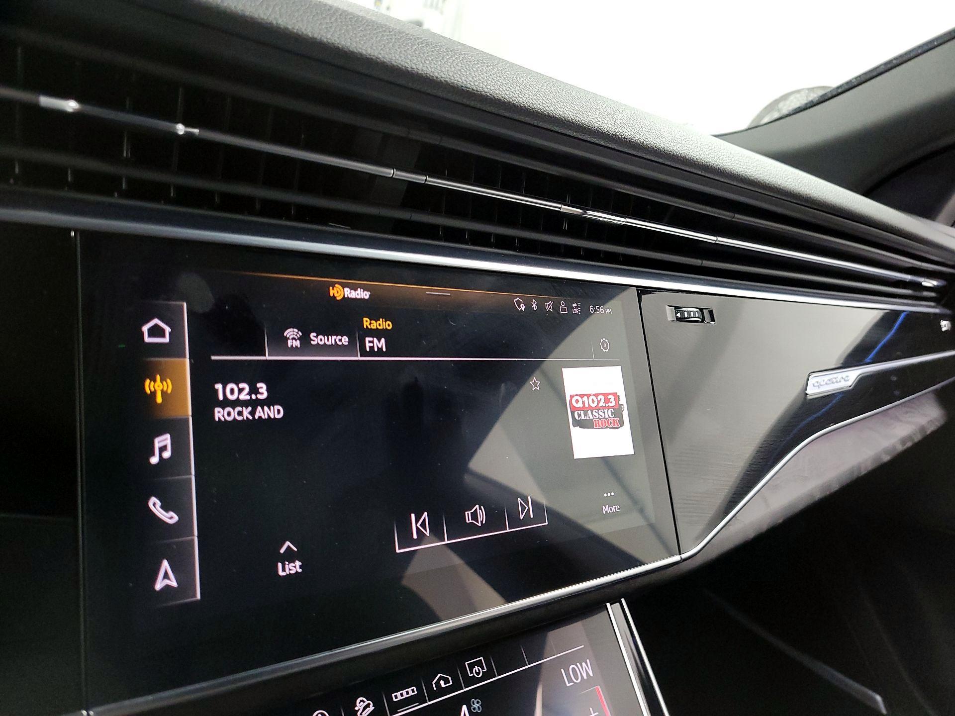 Thumbnail: 2021 Audi Q8 - 15