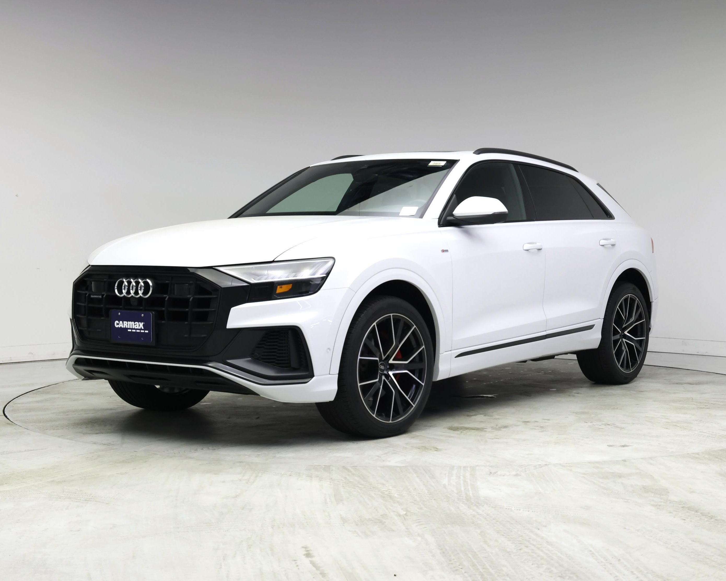 Thumbnail: 2021 Audi Q8 - 4