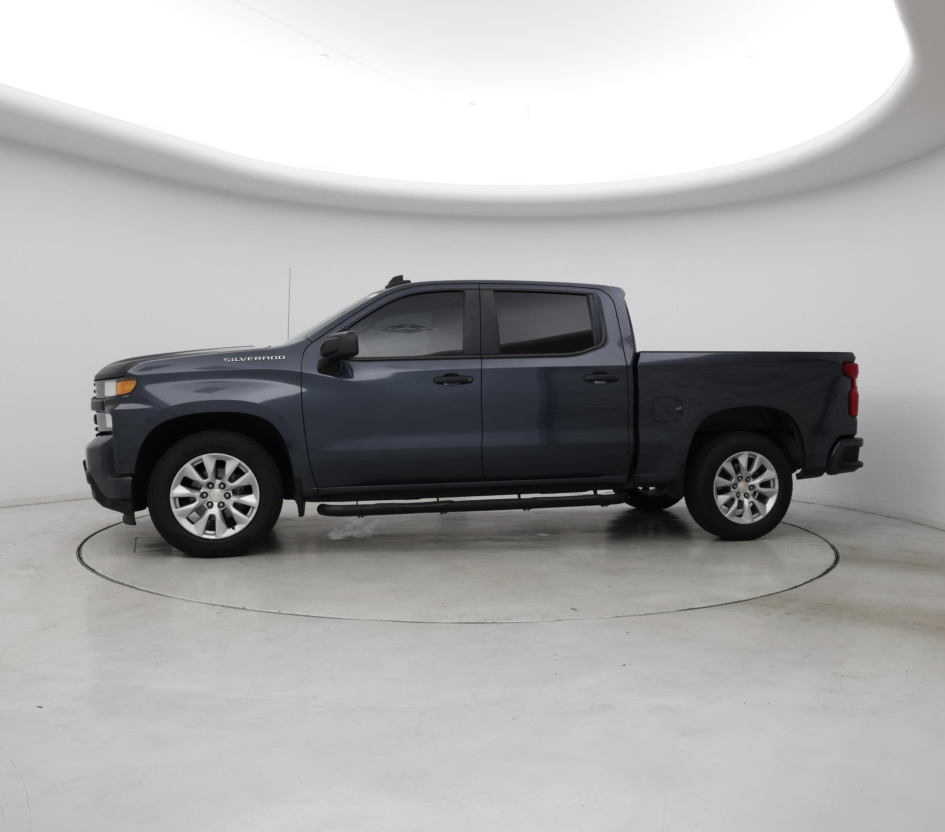 Thumbnail: 2020 Chevrolet Silverado 1500 - 3