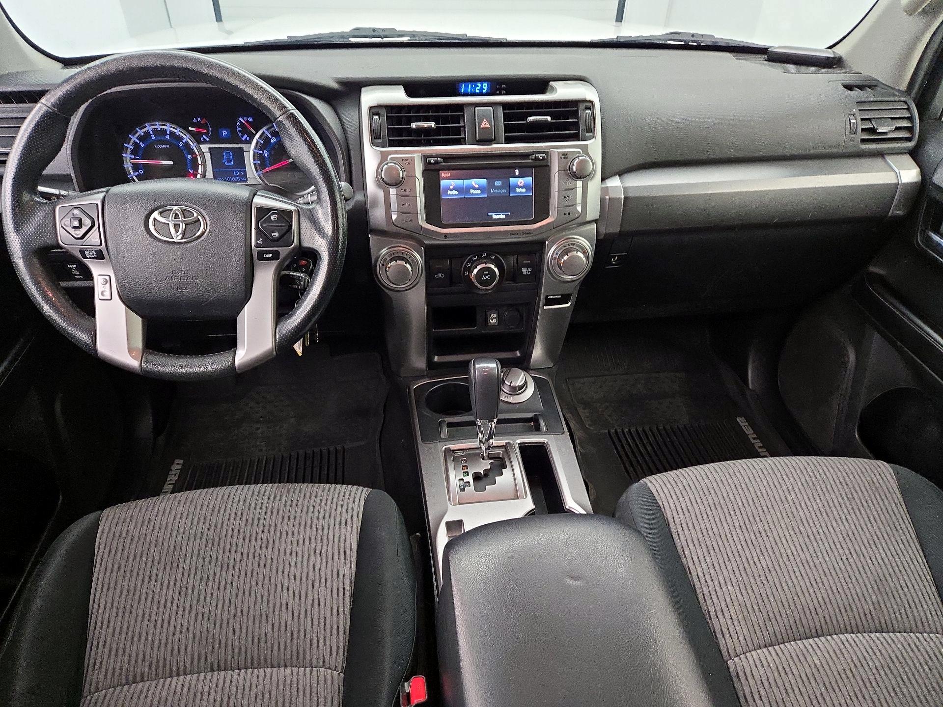 Thumbnail: 2017 Toyota 4Runner - 9