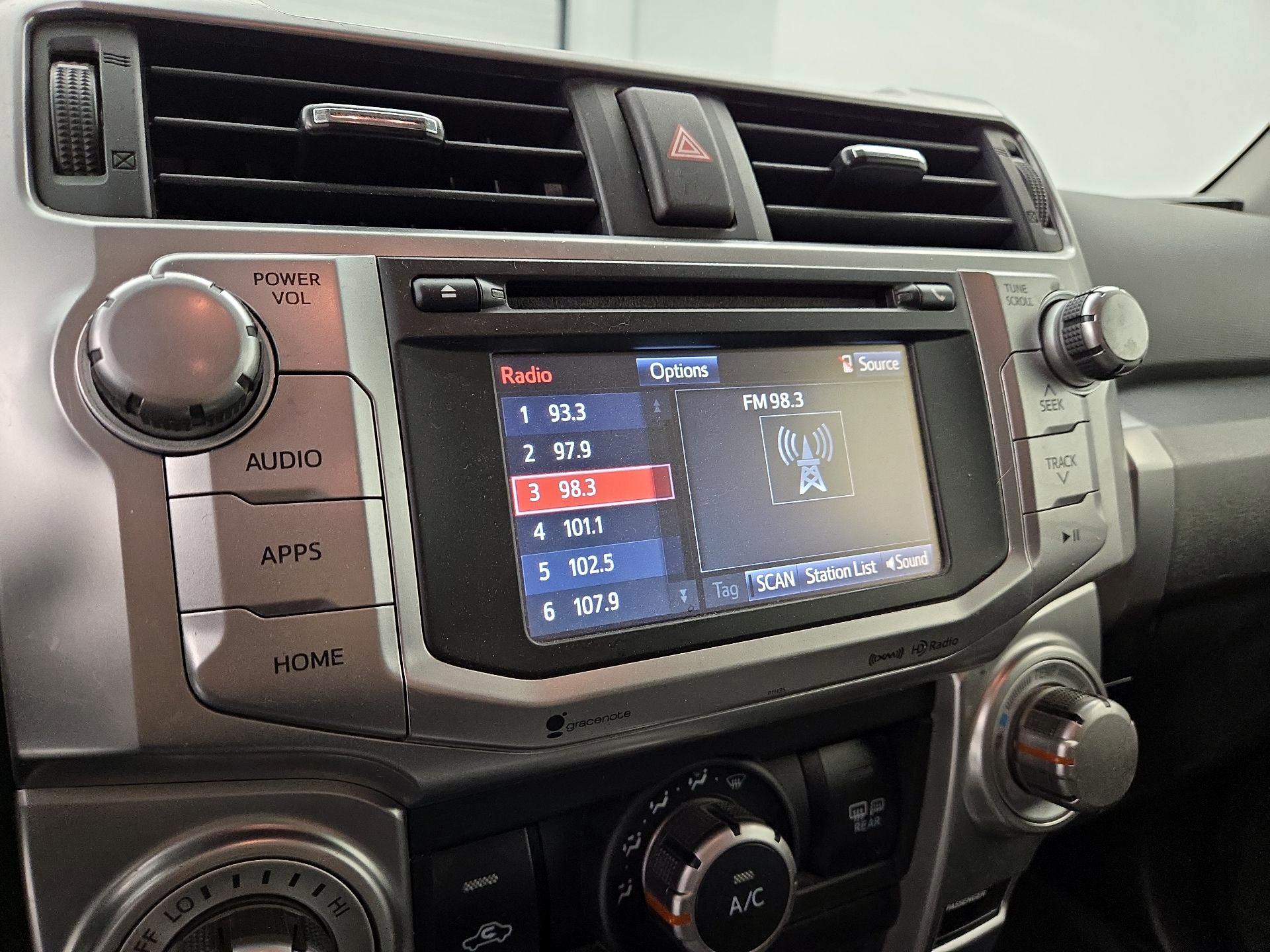 Thumbnail: 2017 Toyota 4Runner - 15