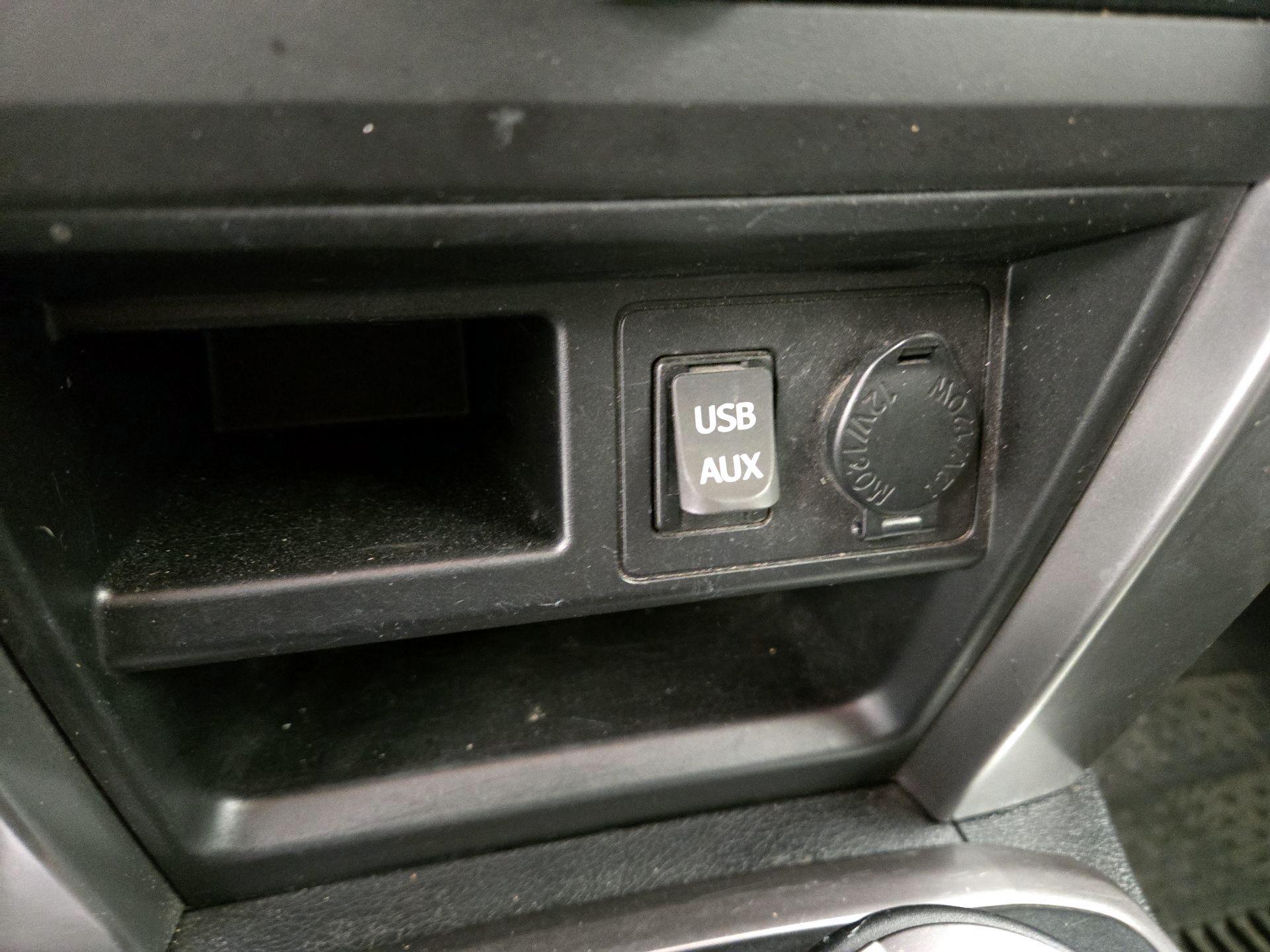 Thumbnail: 2017 Toyota 4Runner - 18